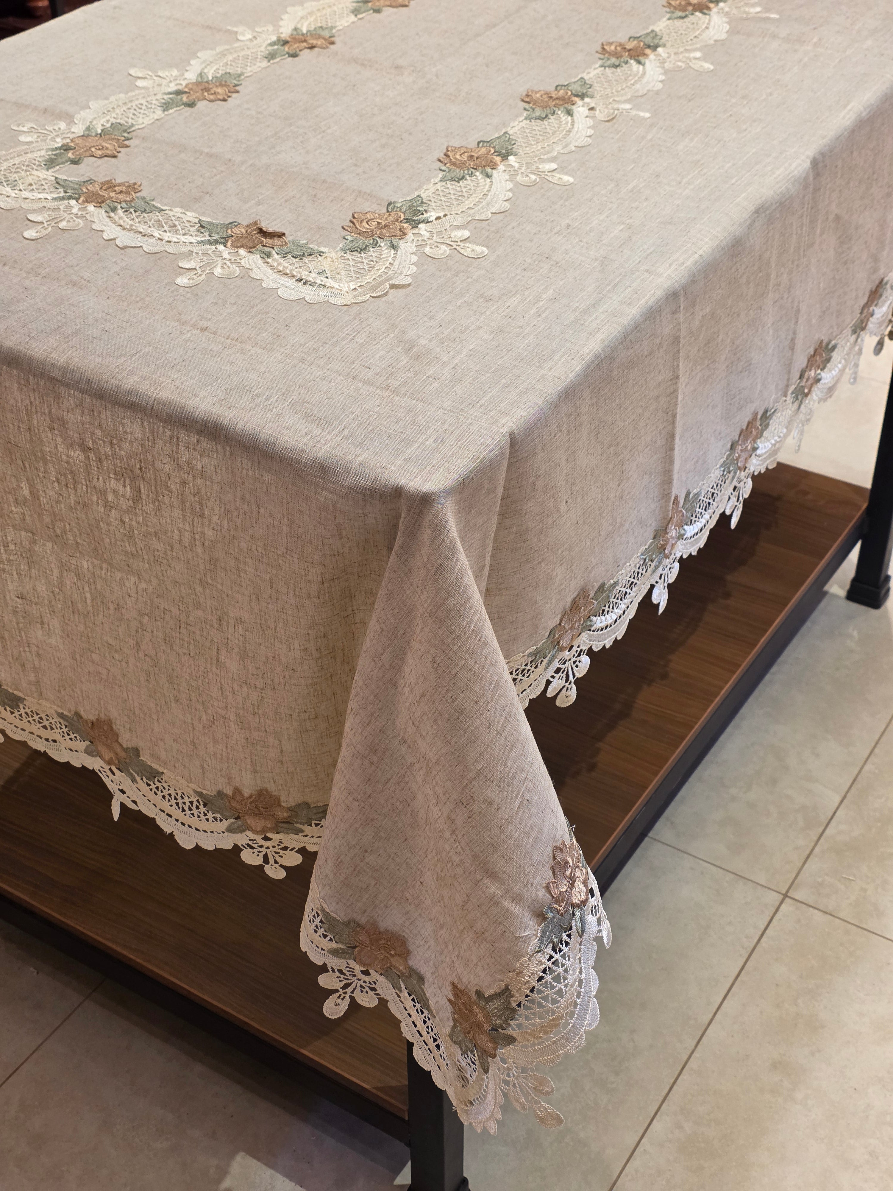 Lace Border Table Cloth