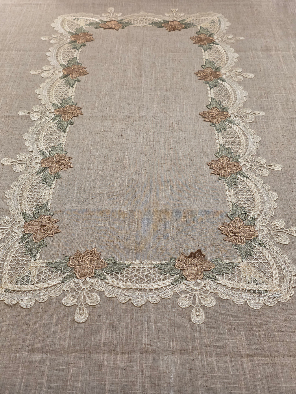 Lace Border Table Cloth