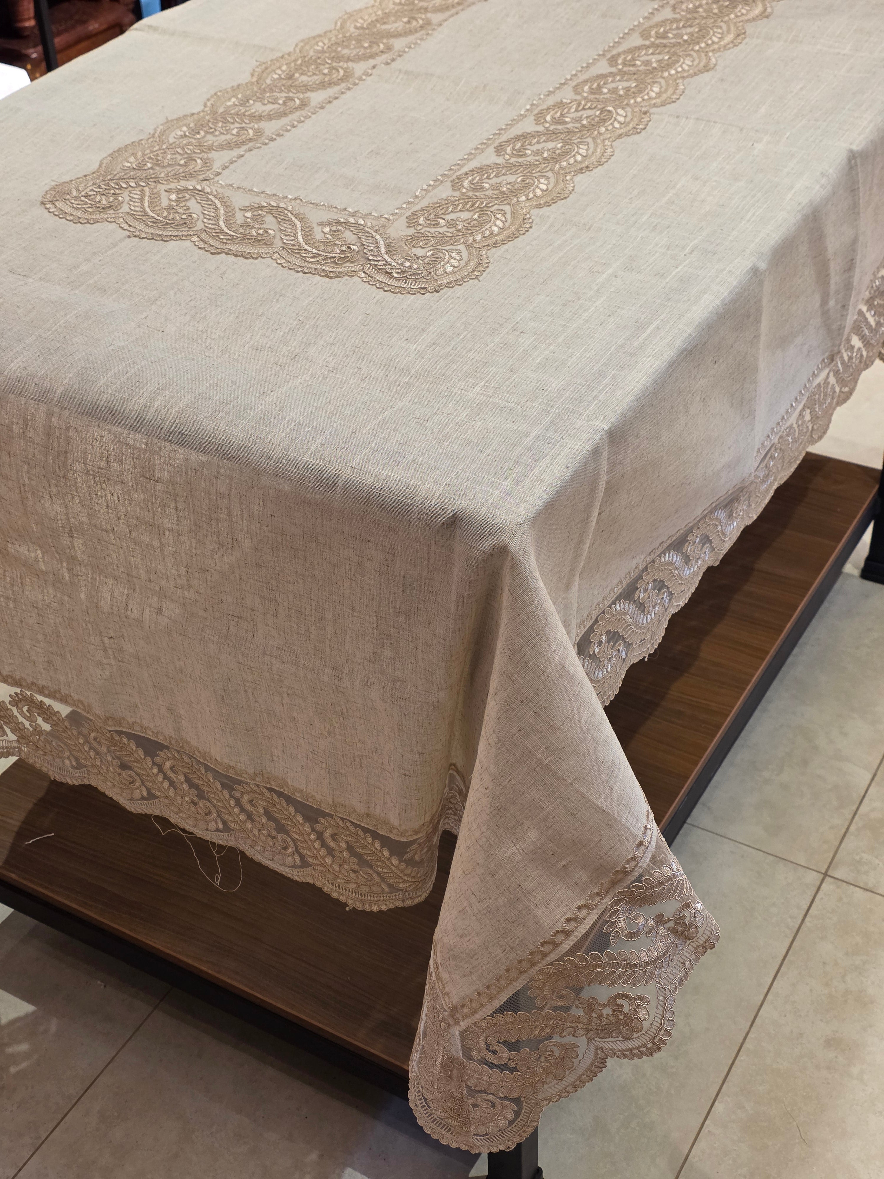 Lace Border Table Cloth