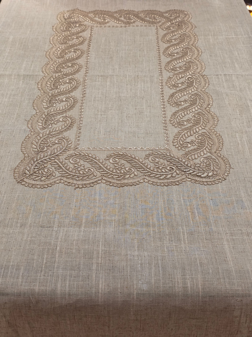 Lace Border Table Cloth