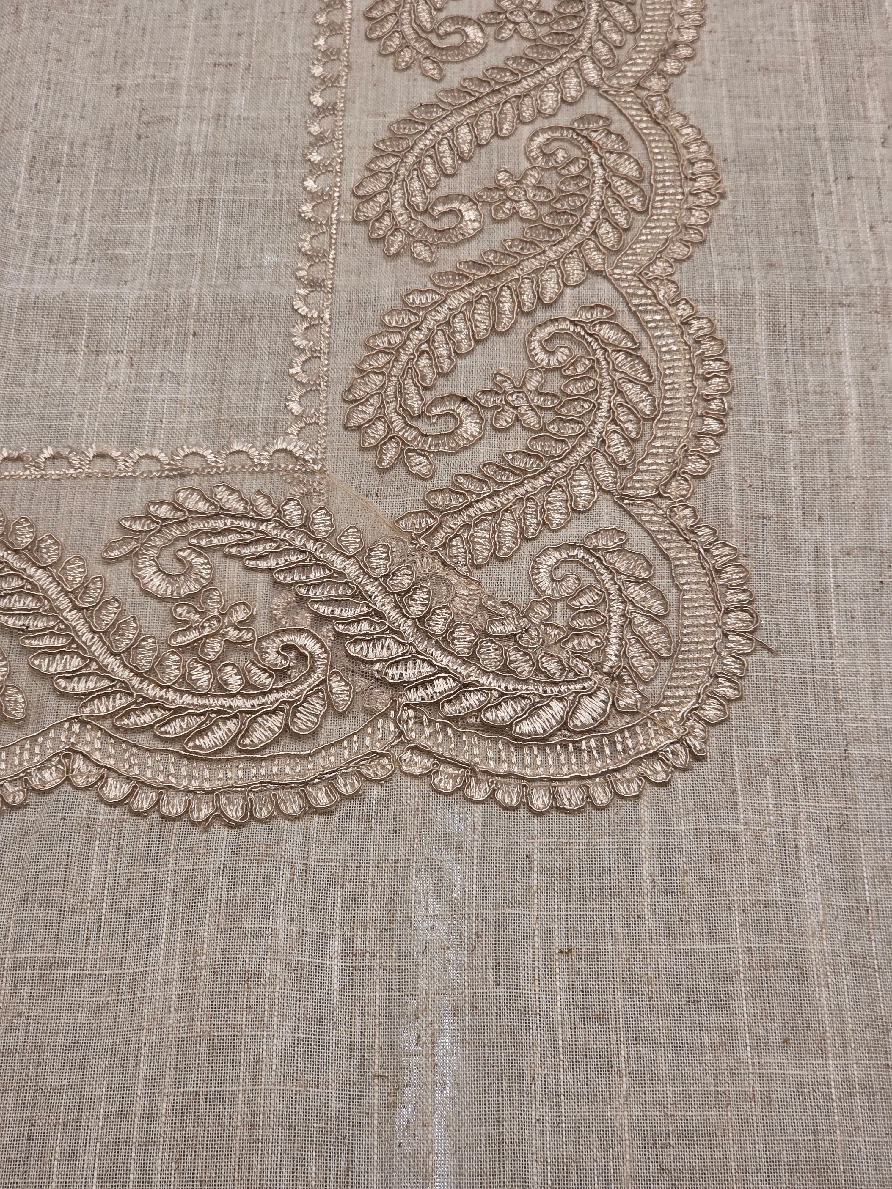 Lace Border Table Cloth