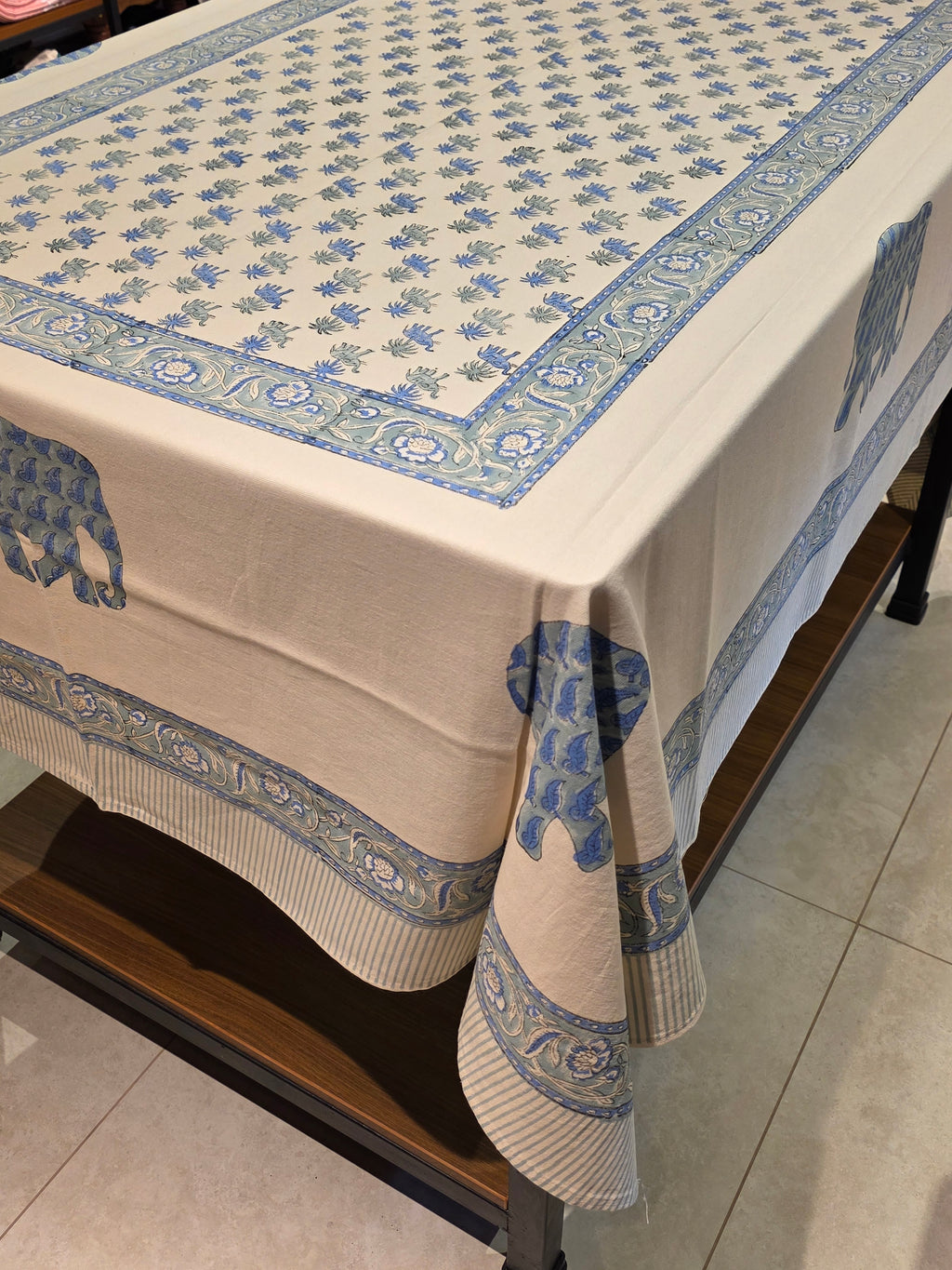 Hand Block Printed Table Cloth - 6 SEATER