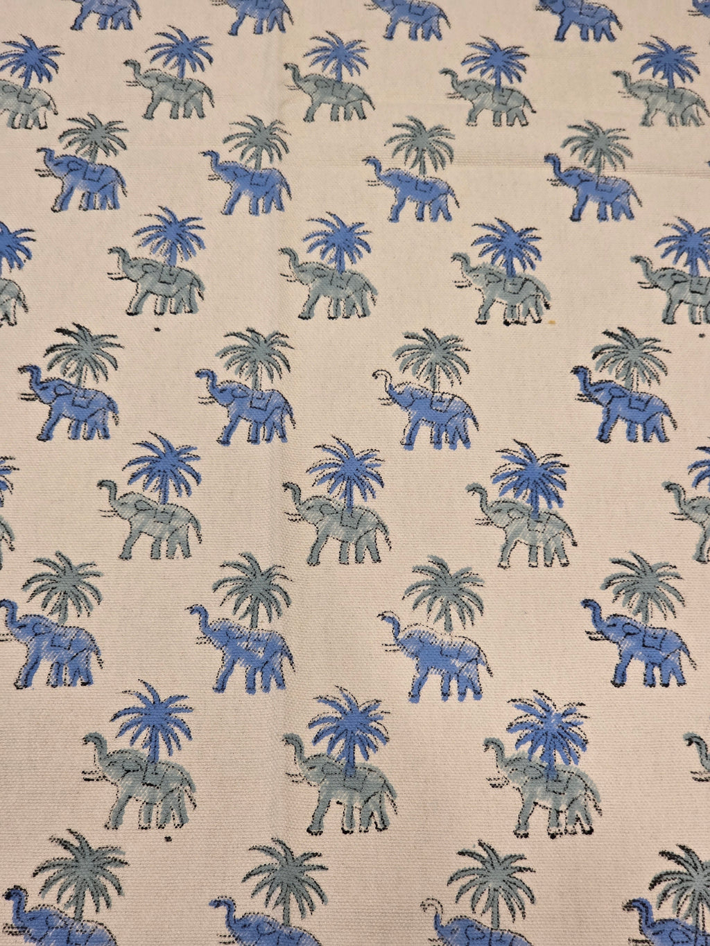 Hand Block Printed Table Cloth - 6 SEATER