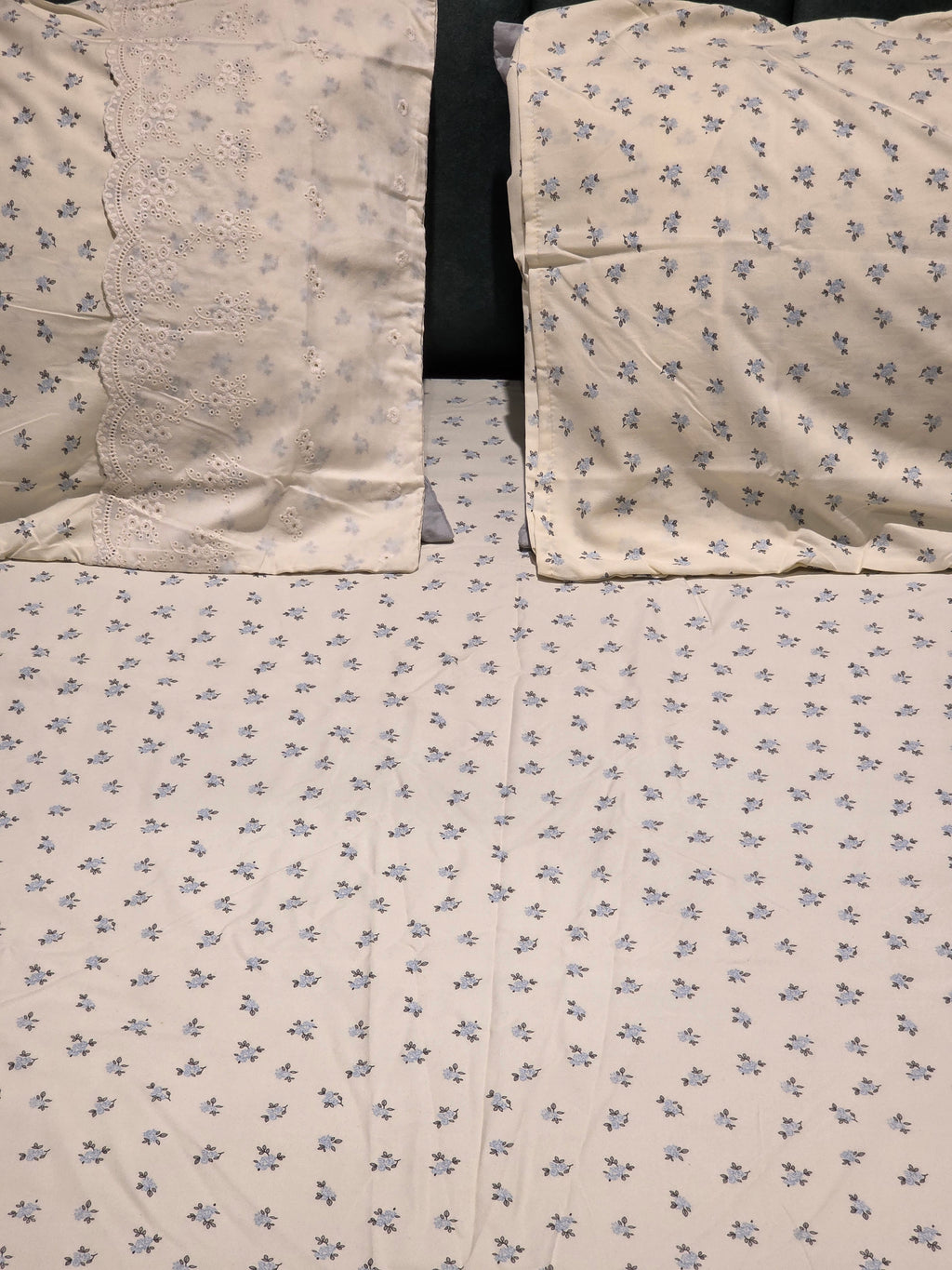 English Print Cotton Bedsheet Set with Hakoba Lace – King Size