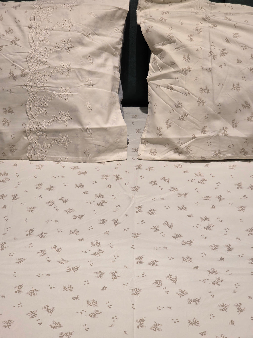 English Print Cotton Bedsheet Set with Hakoba Lace – King Size