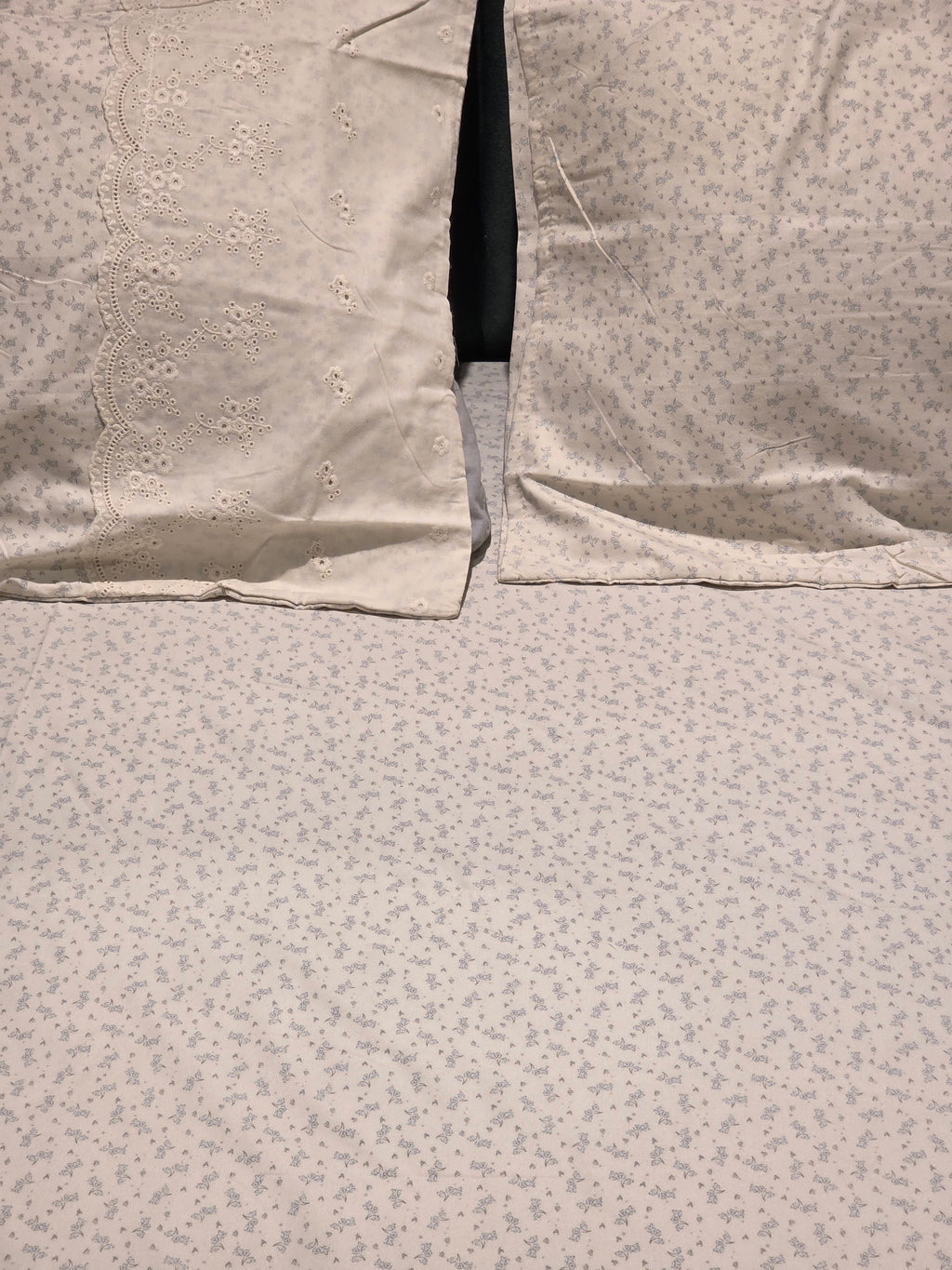 English Print Cotton Bedsheet Set with Hakoba Lace – King Size