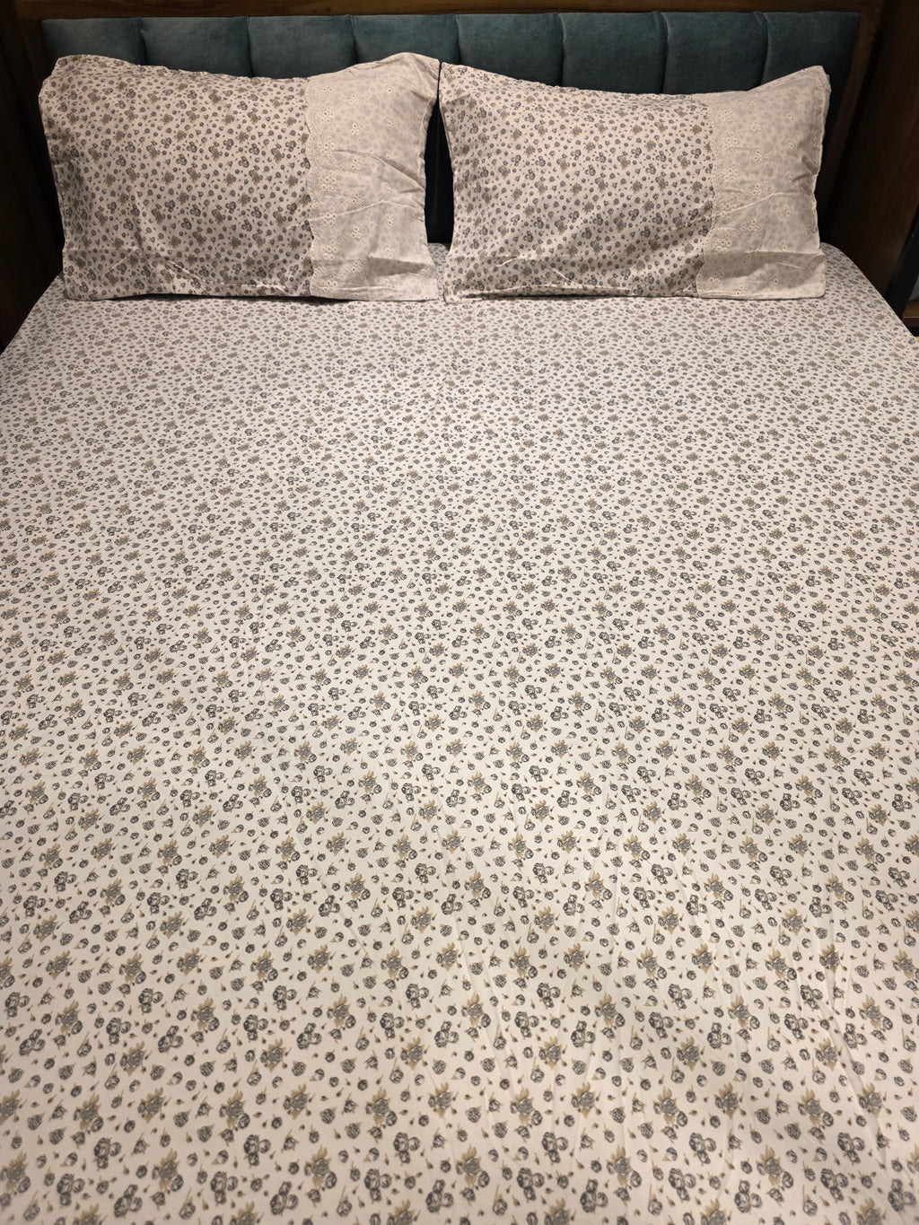 English Print Cotton Bedsheet Set with Hakoba Lace – King Size
