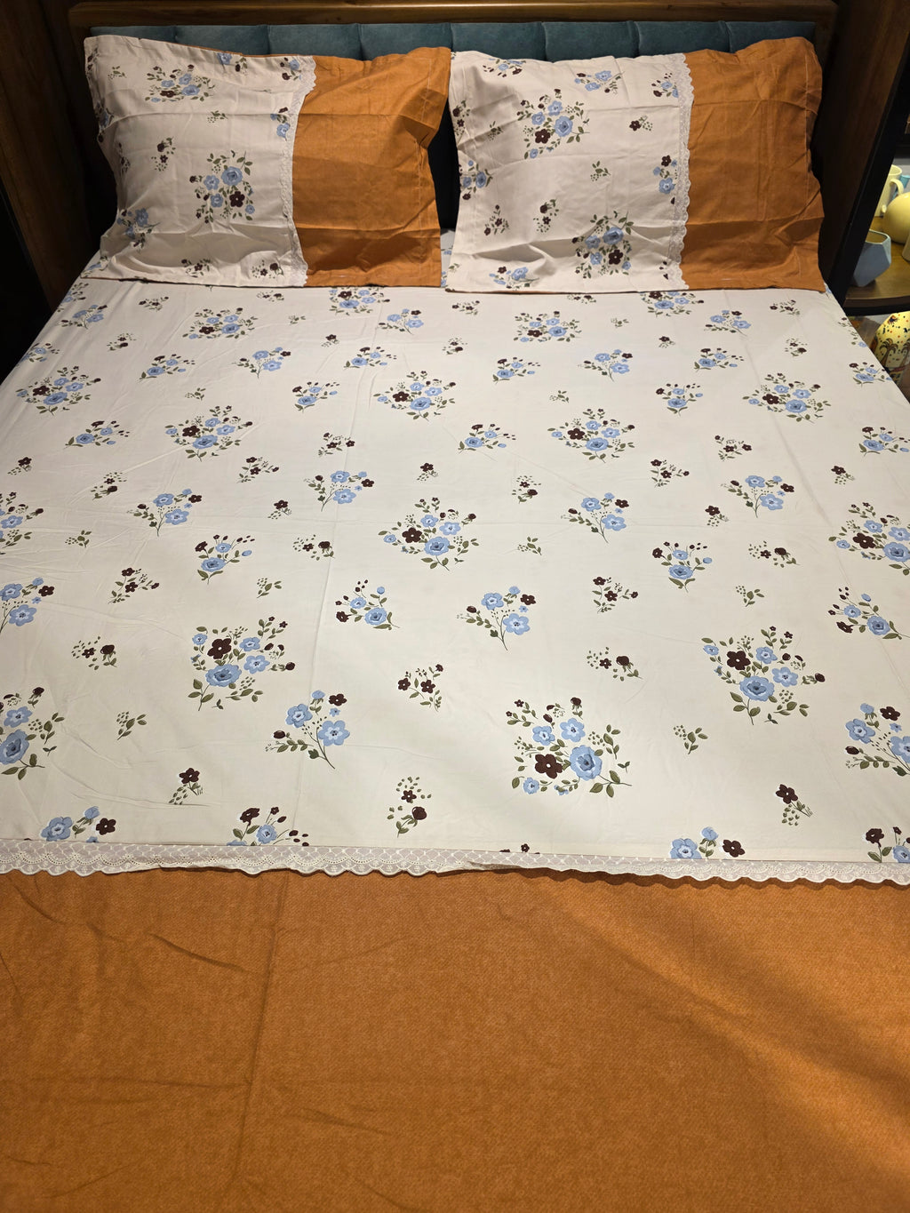 King Size Cotton Bedsheet Set with Hakoba Lace