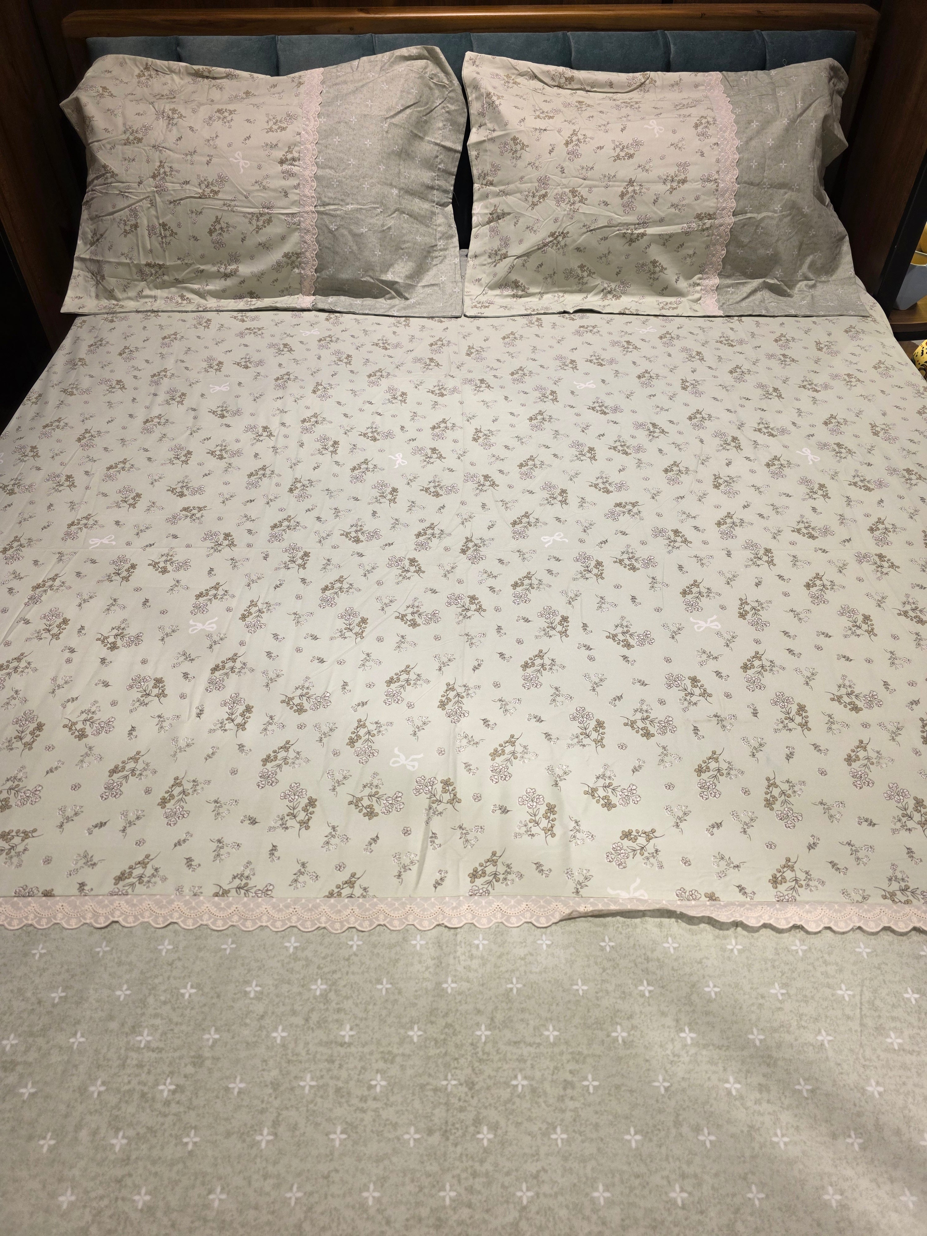King Size Cotton Bedsheet Set with Hakoba Lace