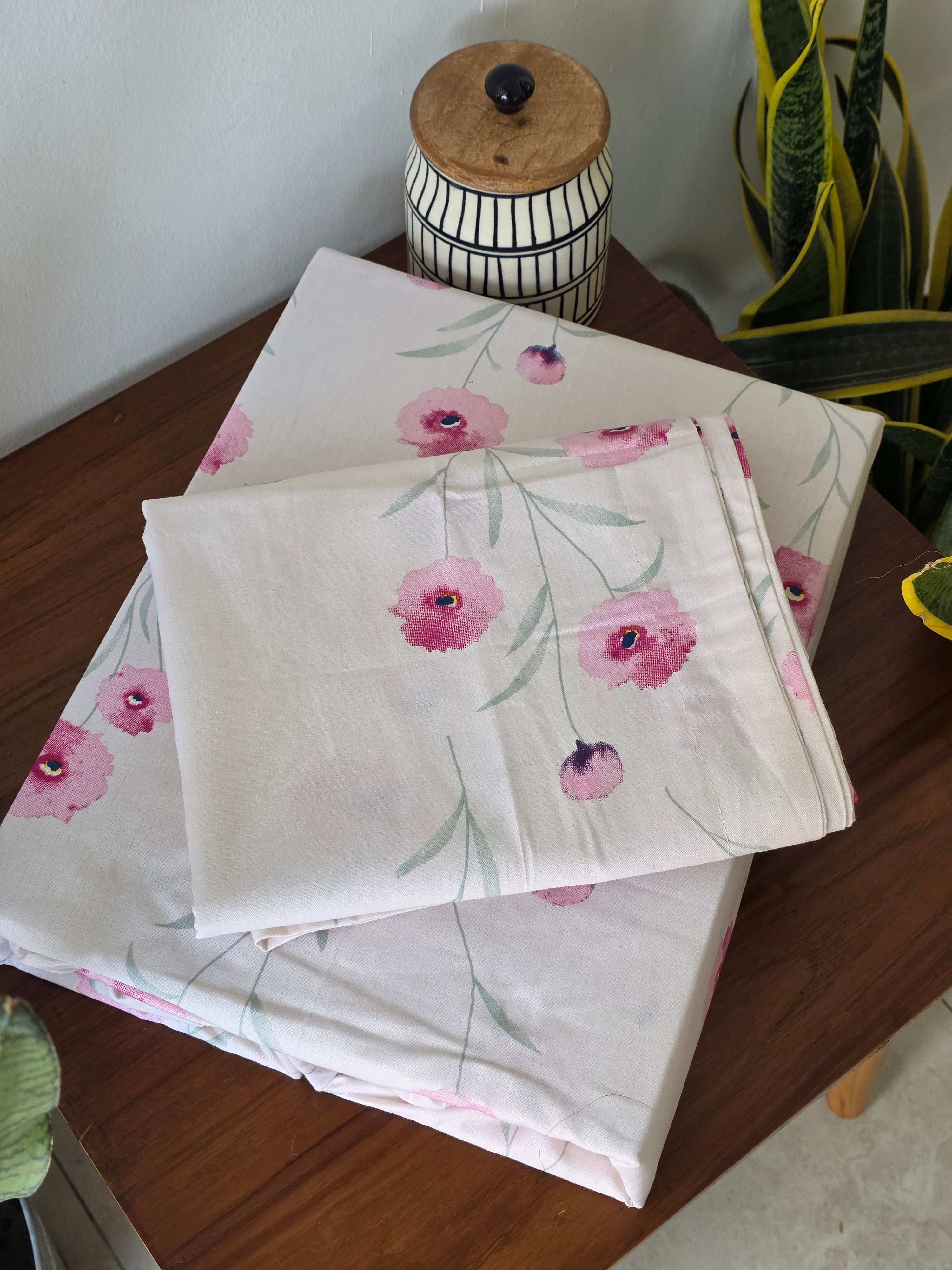 300 TC Pure Cotton Fitted Bedsheet