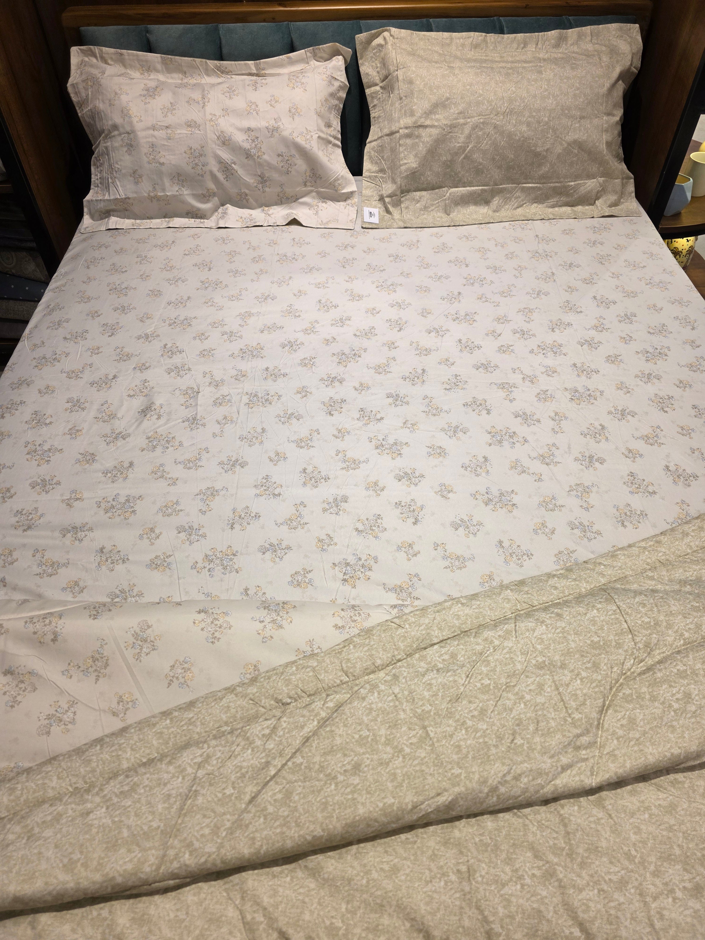Reversible Comforter Set – King Size
