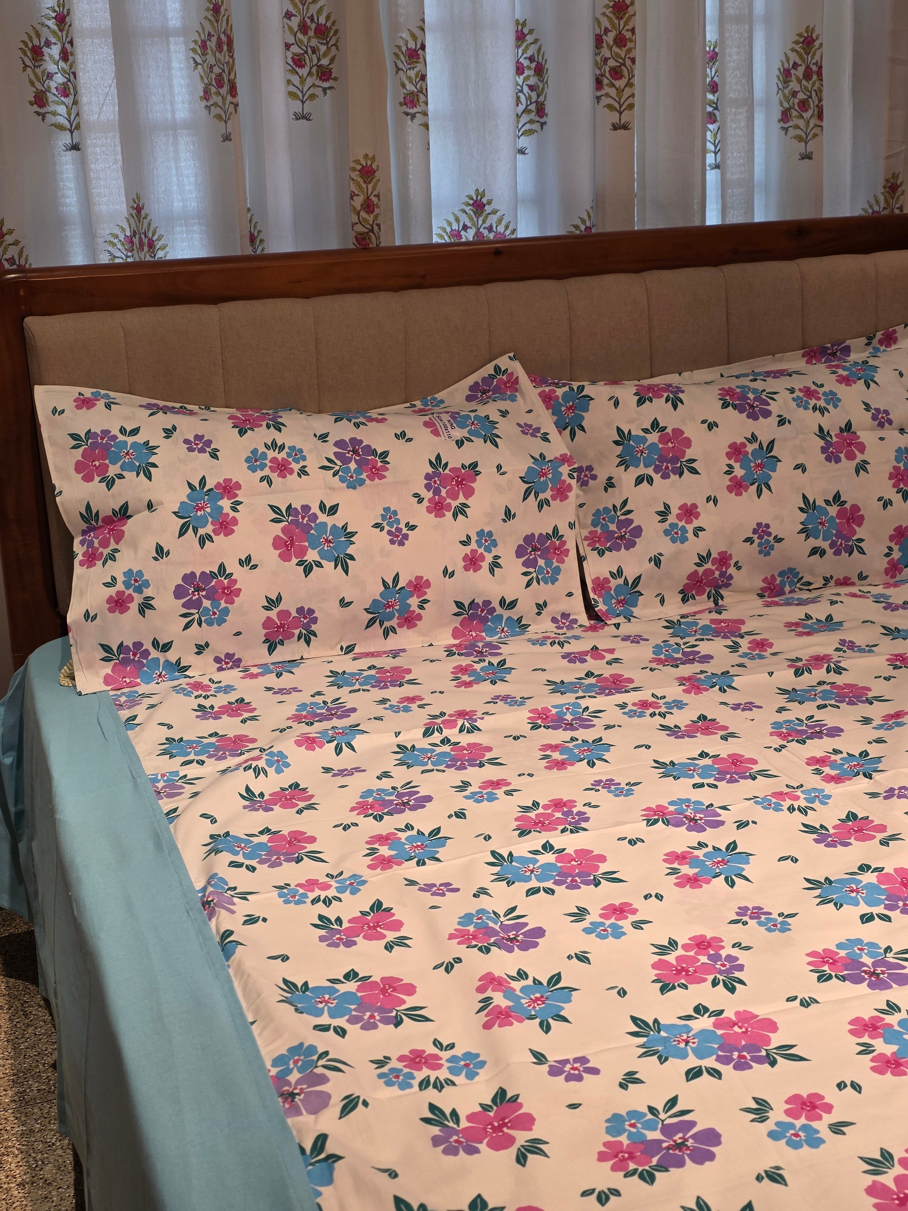 King Border Bedsheet Set