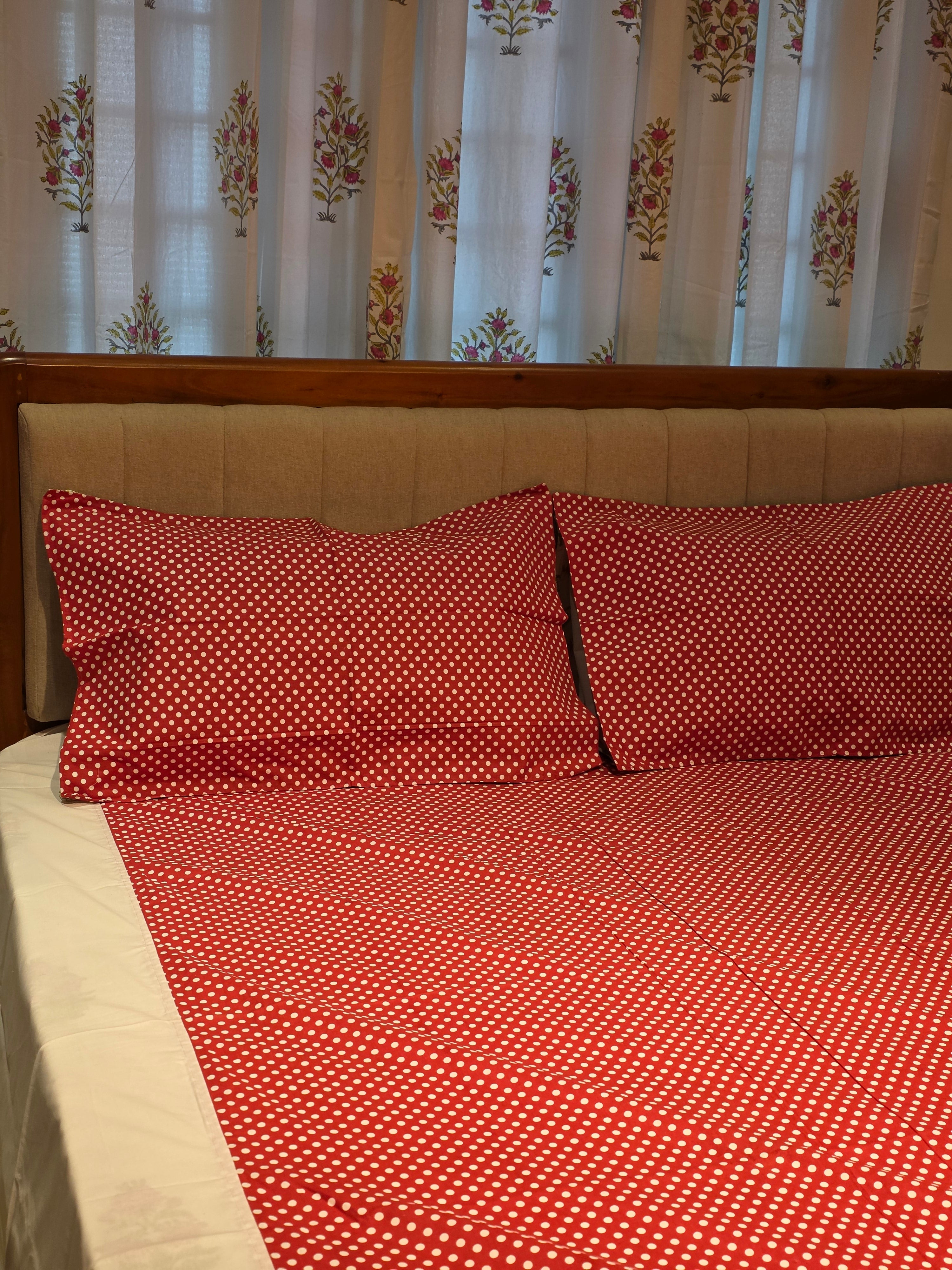 King Border Bedsheet Set