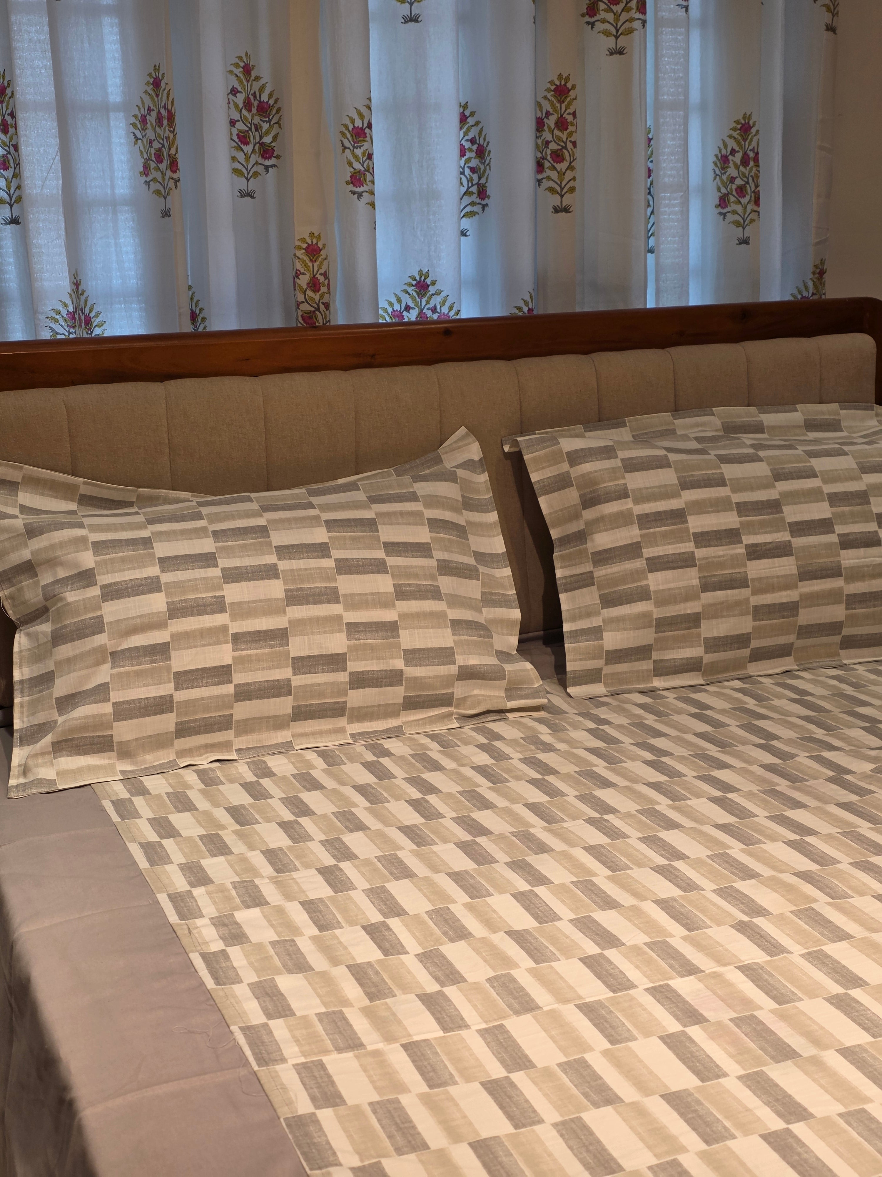 King Border Bedsheet Set