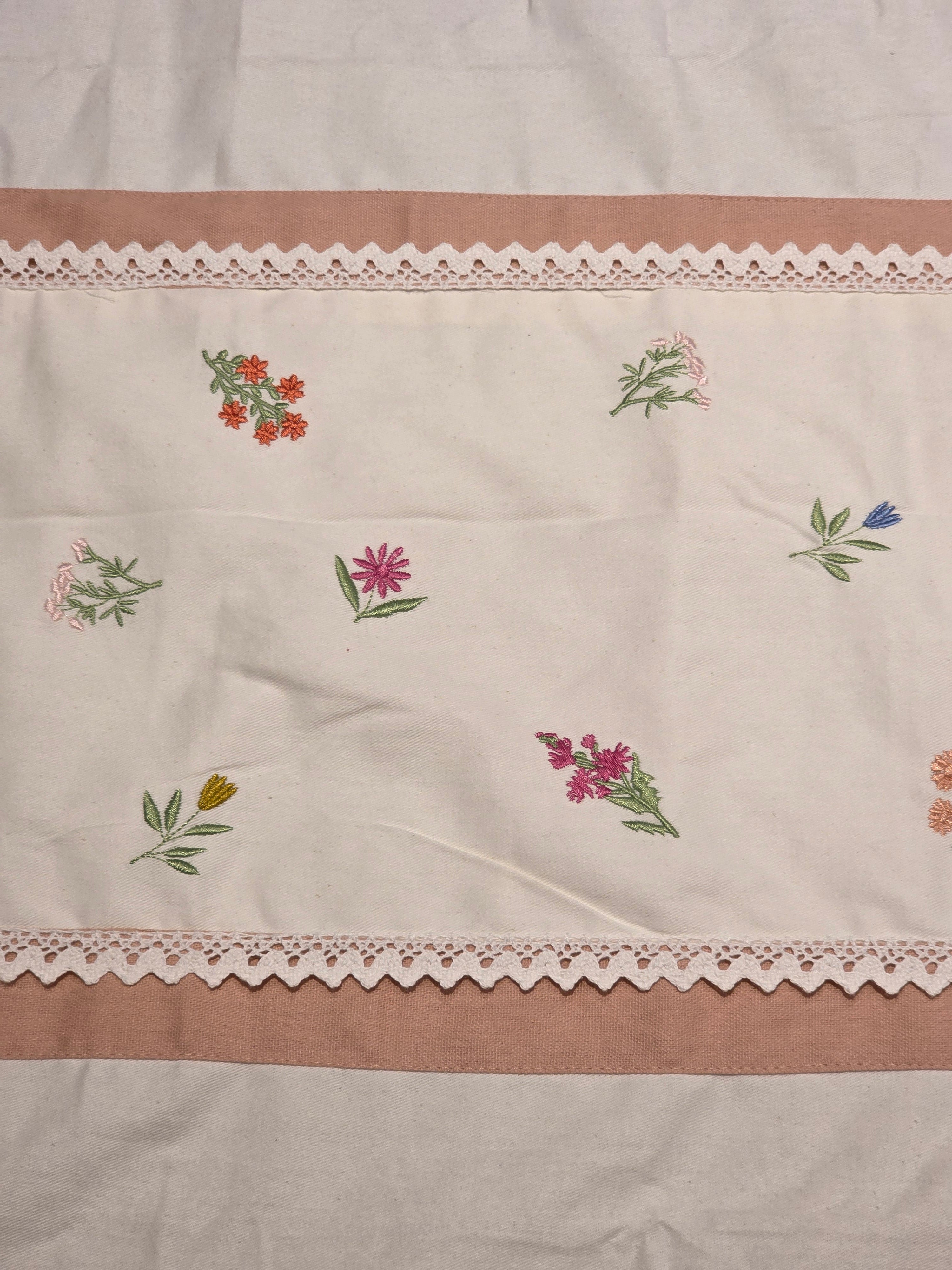 King Size Embroidered Lace Bedsheet Set