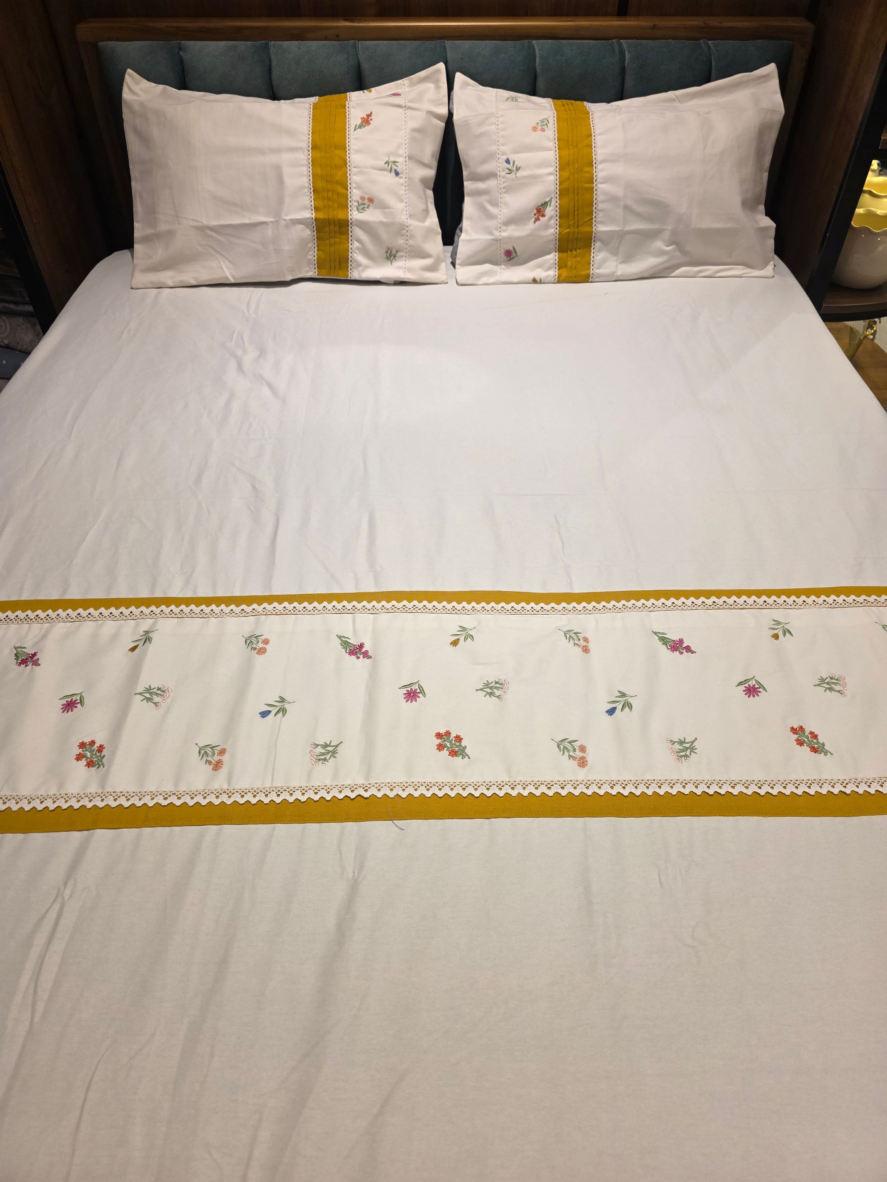 King Size Embroidered Lace Bedsheet Set