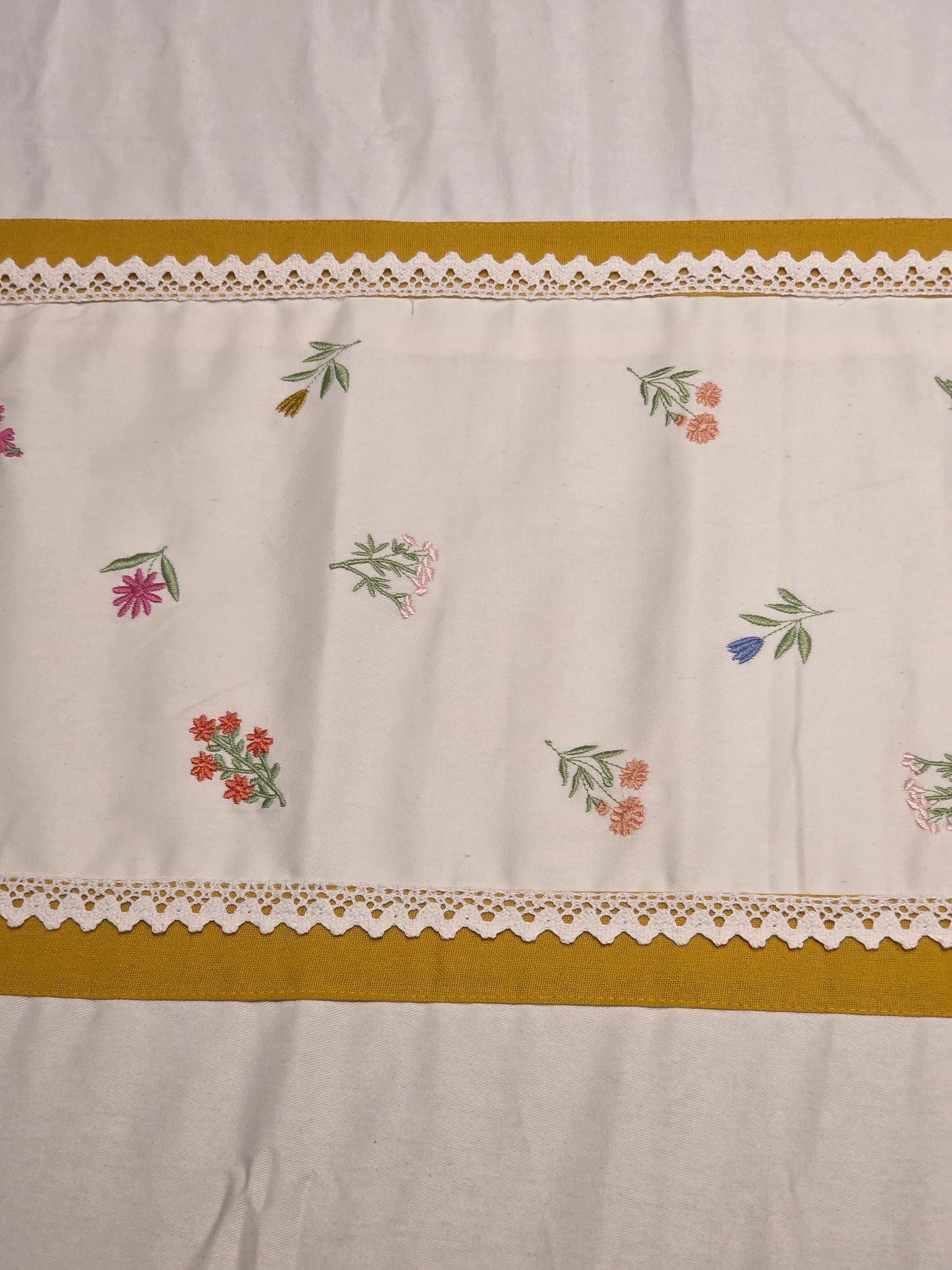 King Size Embroidered Lace Bedsheet Set