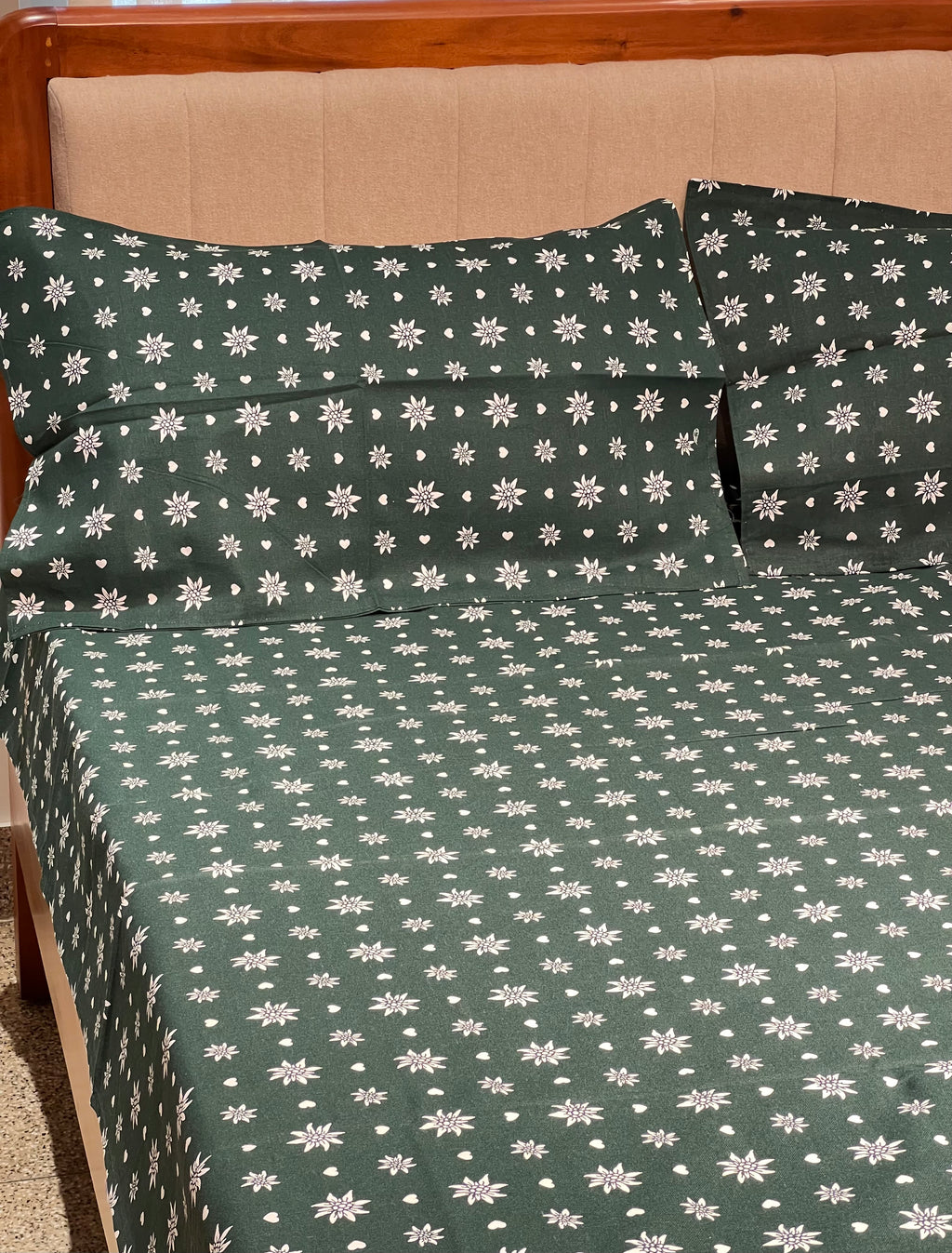 Xmas Theme Single Bedsheets