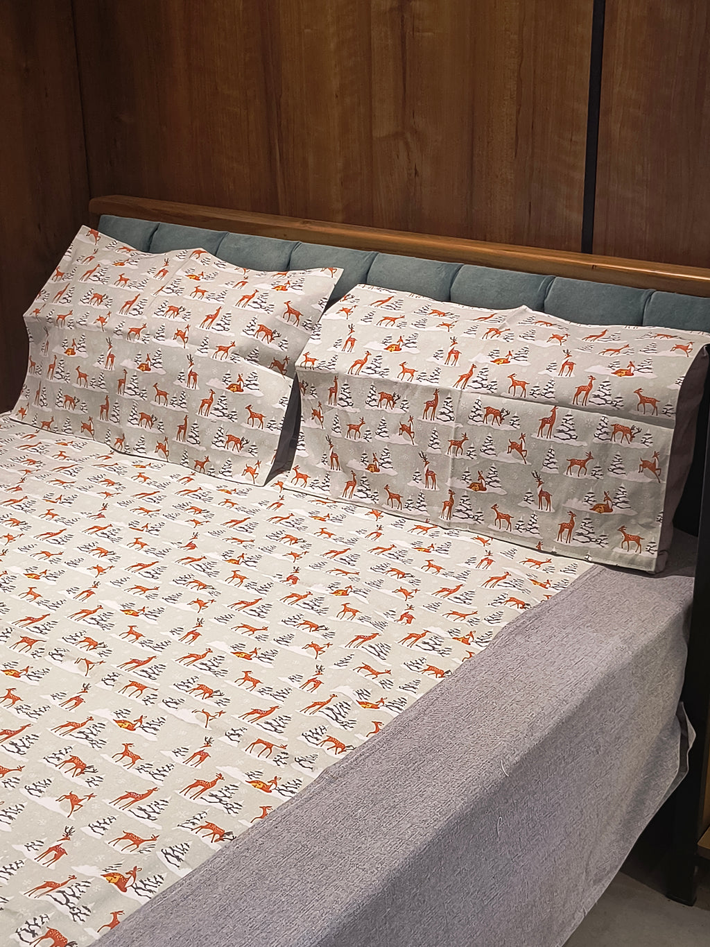 Xmas Theme King Size Bedsheets