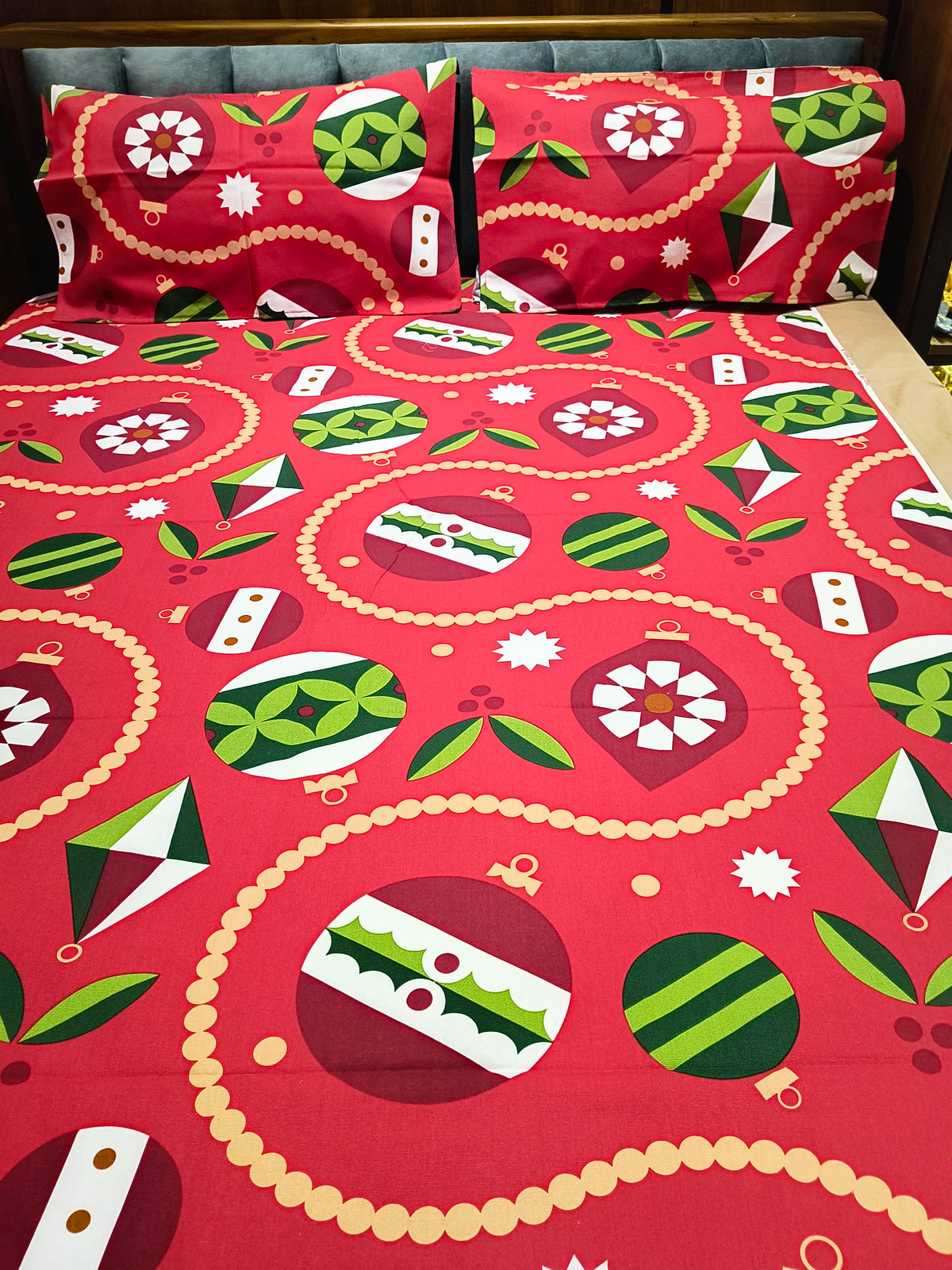 Xmas Theme King Size Bedsheets