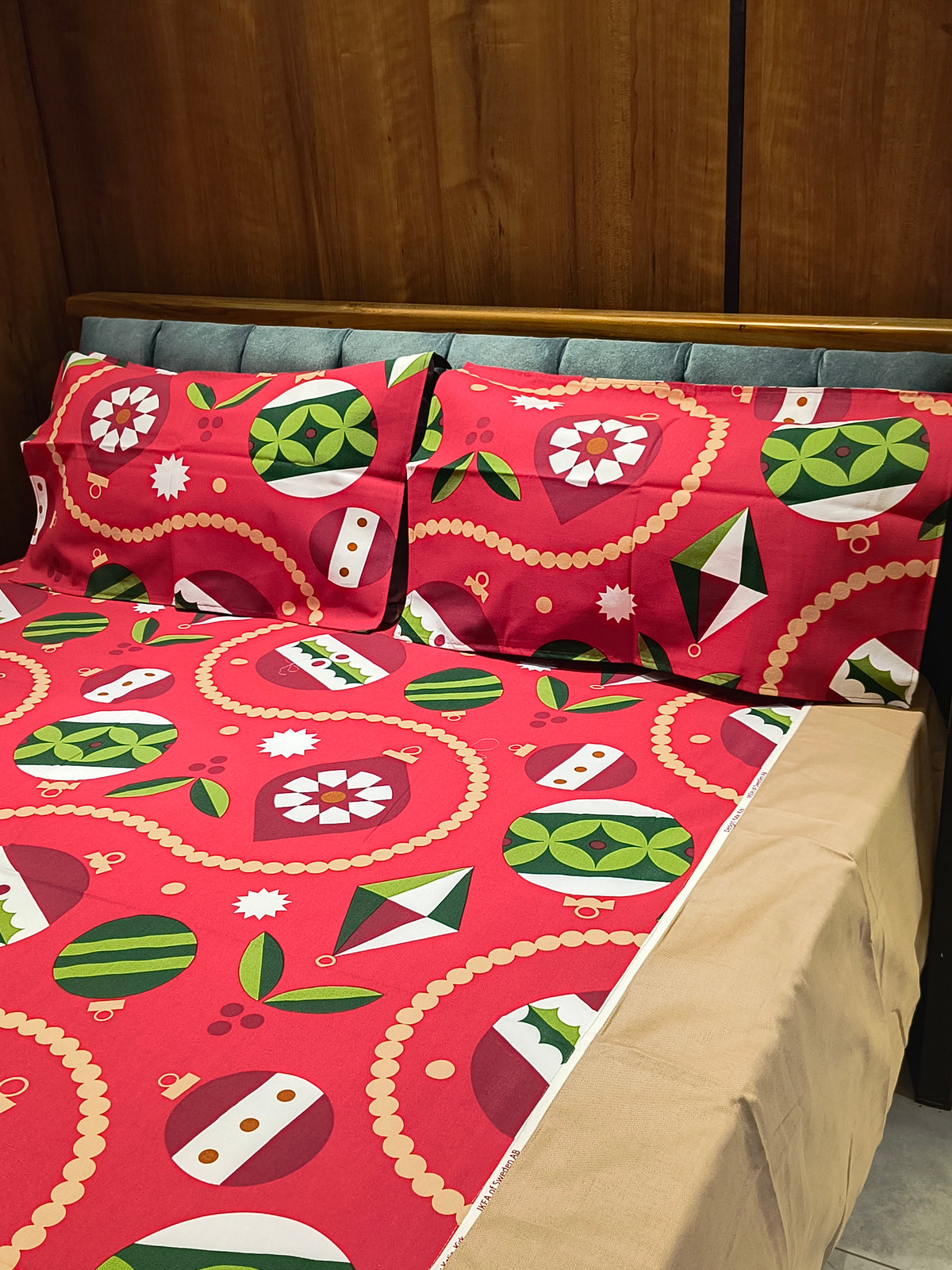 Xmas Theme King Size Bedsheets