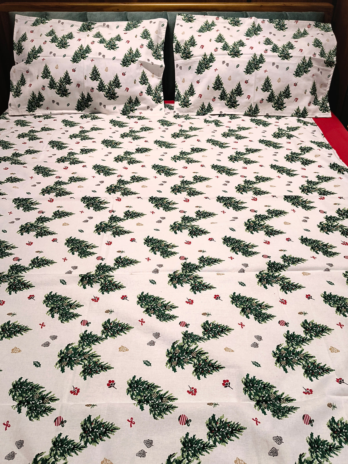 Xmas Theme King Size  Bedsheets