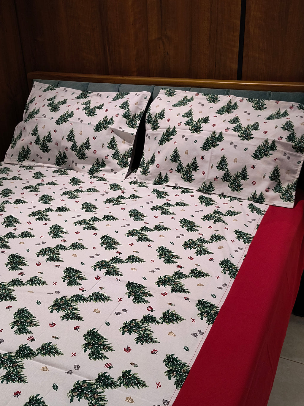 Xmas Theme King Size  Bedsheets