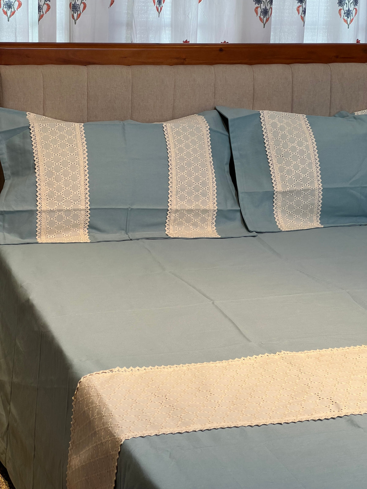 Hakoba lace Bedsheets
