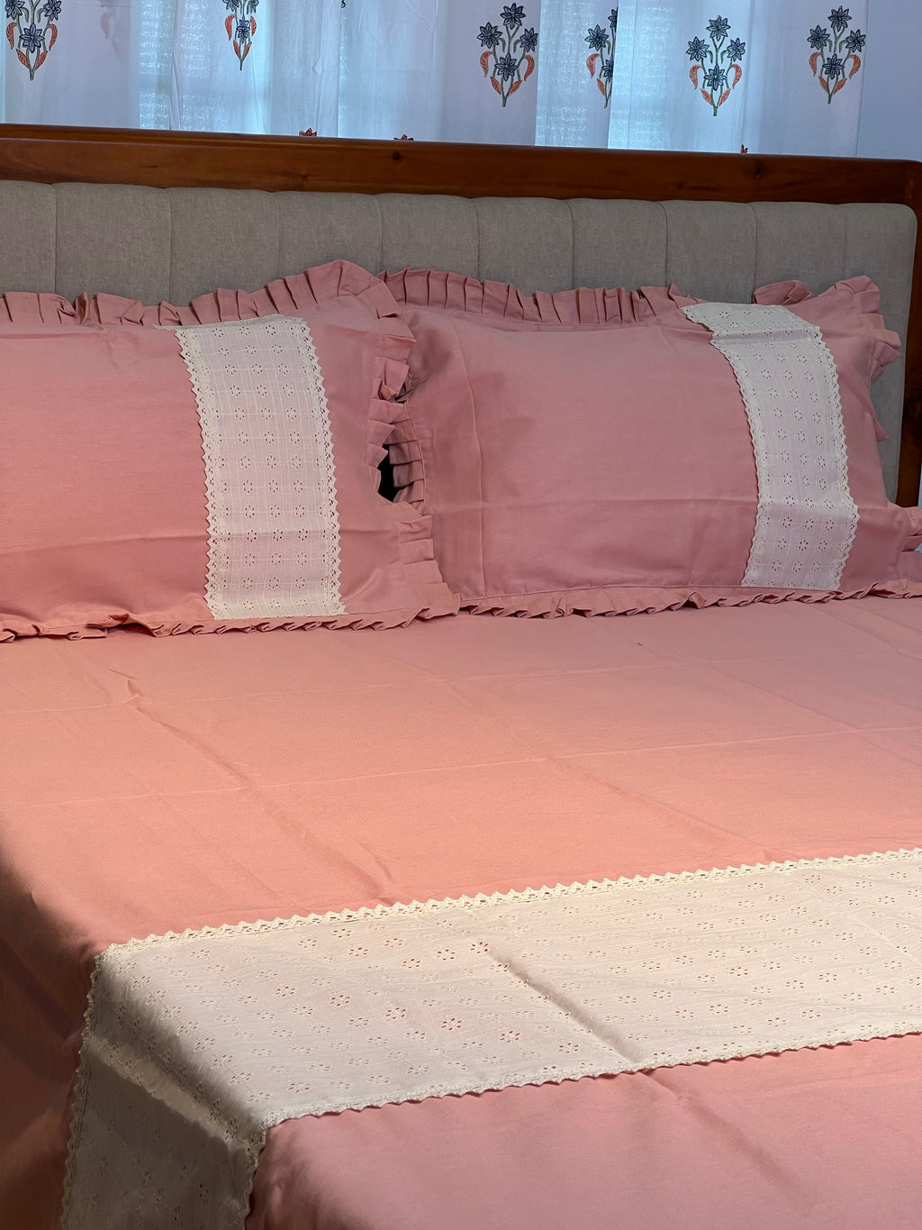 Hakoba lace Bedsheet
