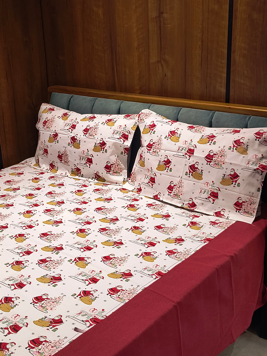 XMAS THEME KING SIZE BEDSHEETS