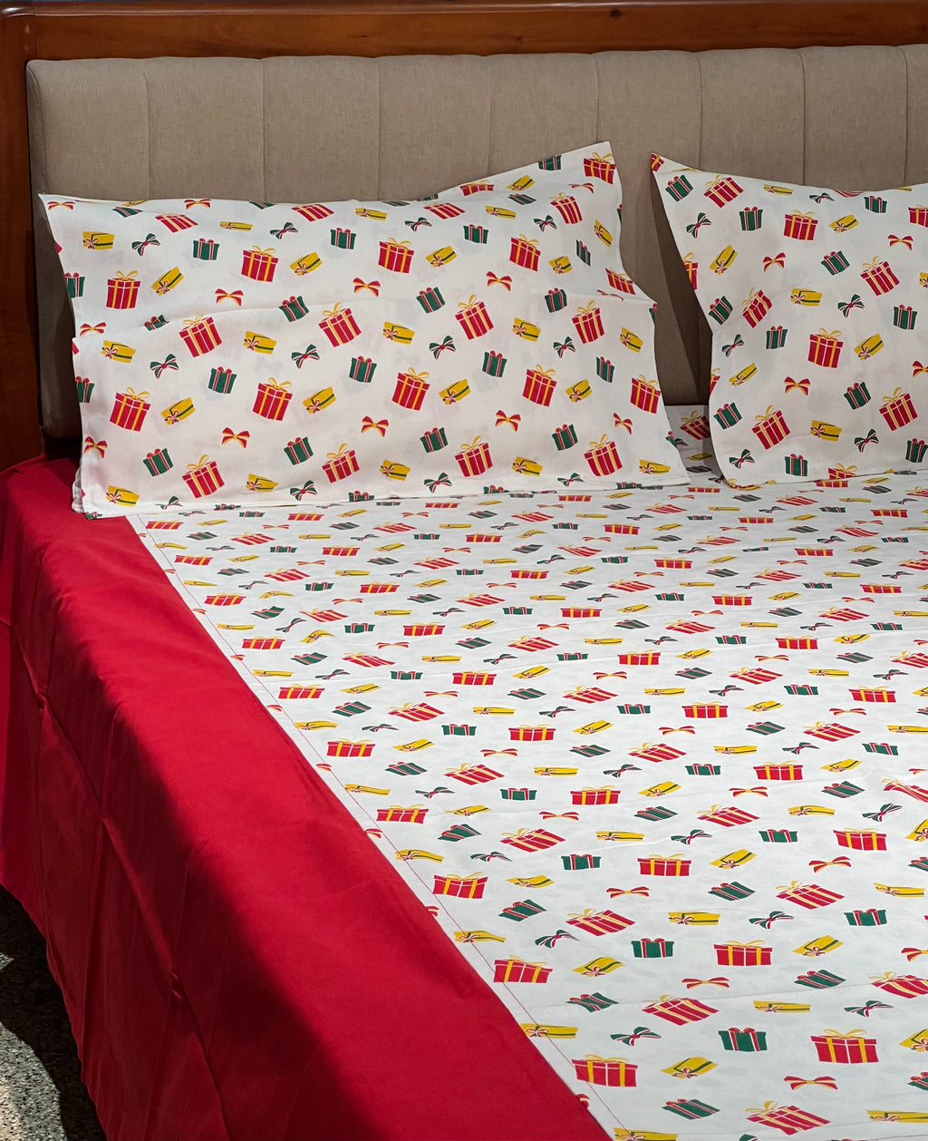 XMAS THEME KING SIZE BEDSHEETS