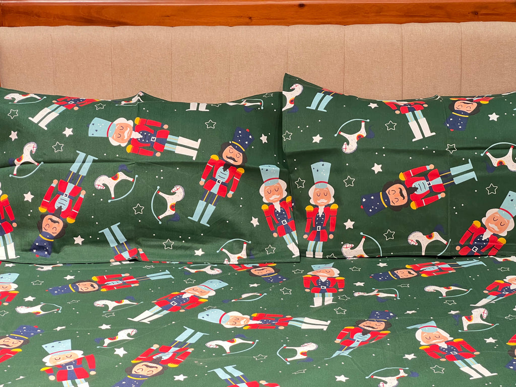 XMAS THEME KING SIZE BEDSHEETS