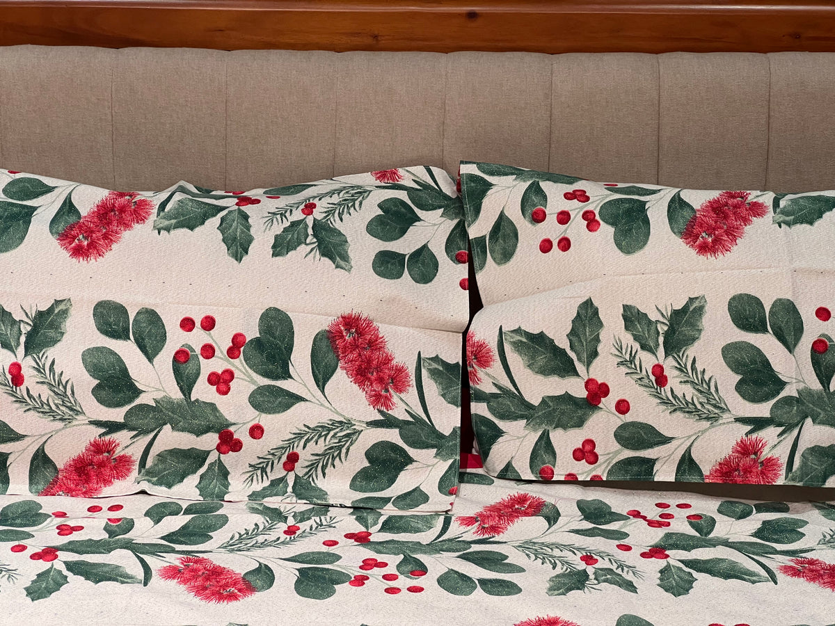XMAS THEME KING SIZE BEDSHEETS