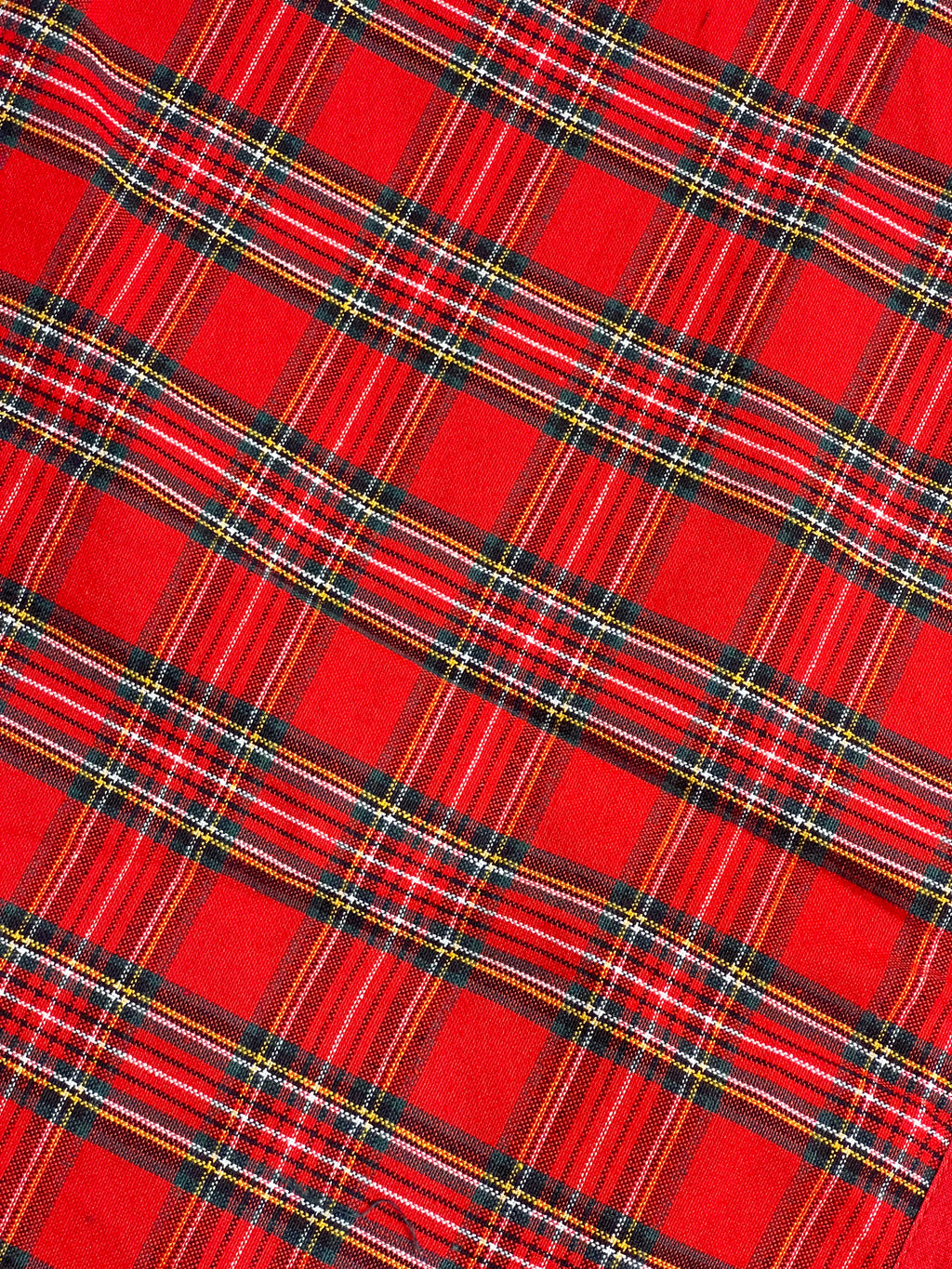 XMAS THEME 6 SEATER TABLE CLOTH