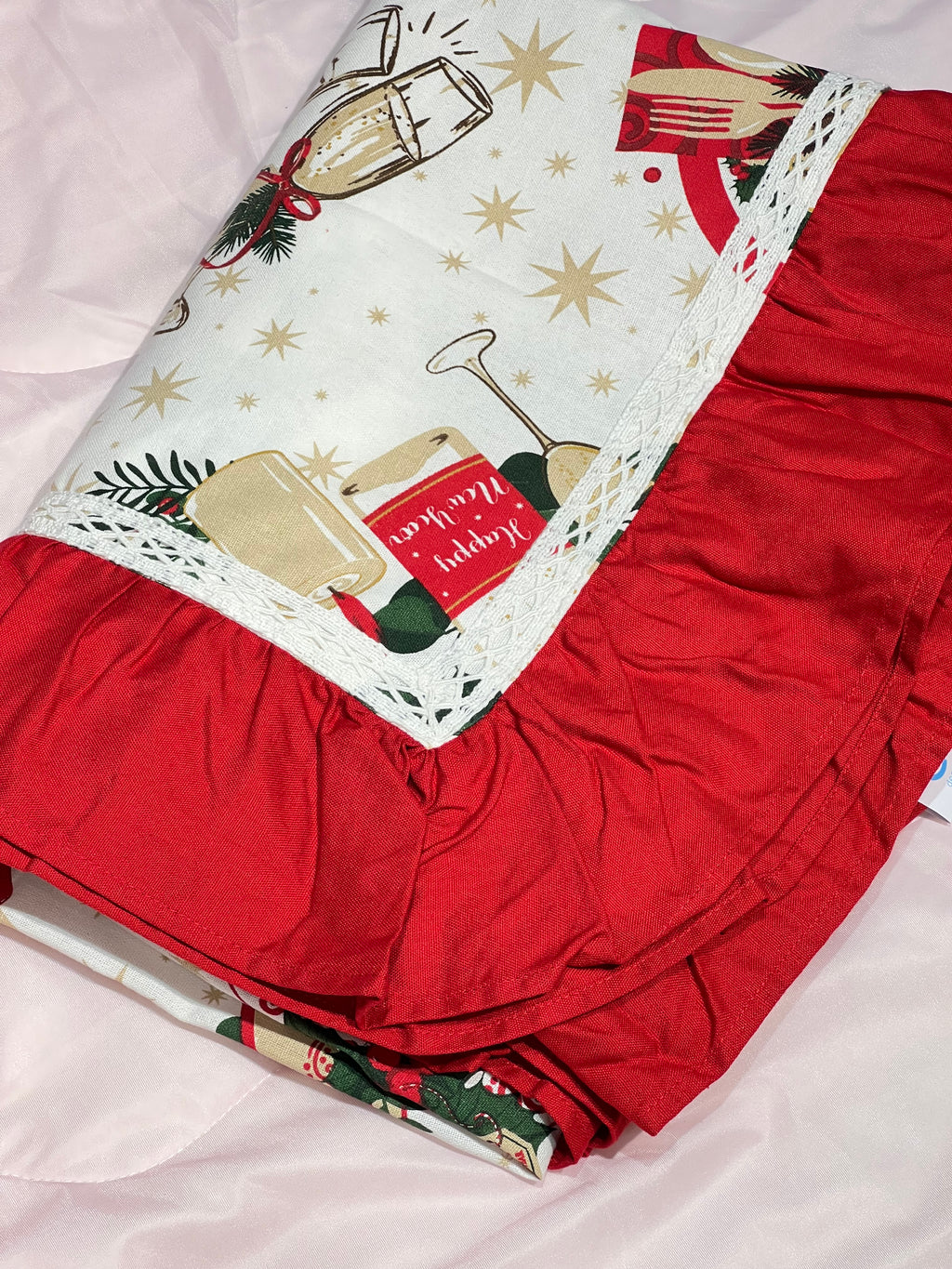 XMAS THEME 6 SEATER TABLE CLOTH