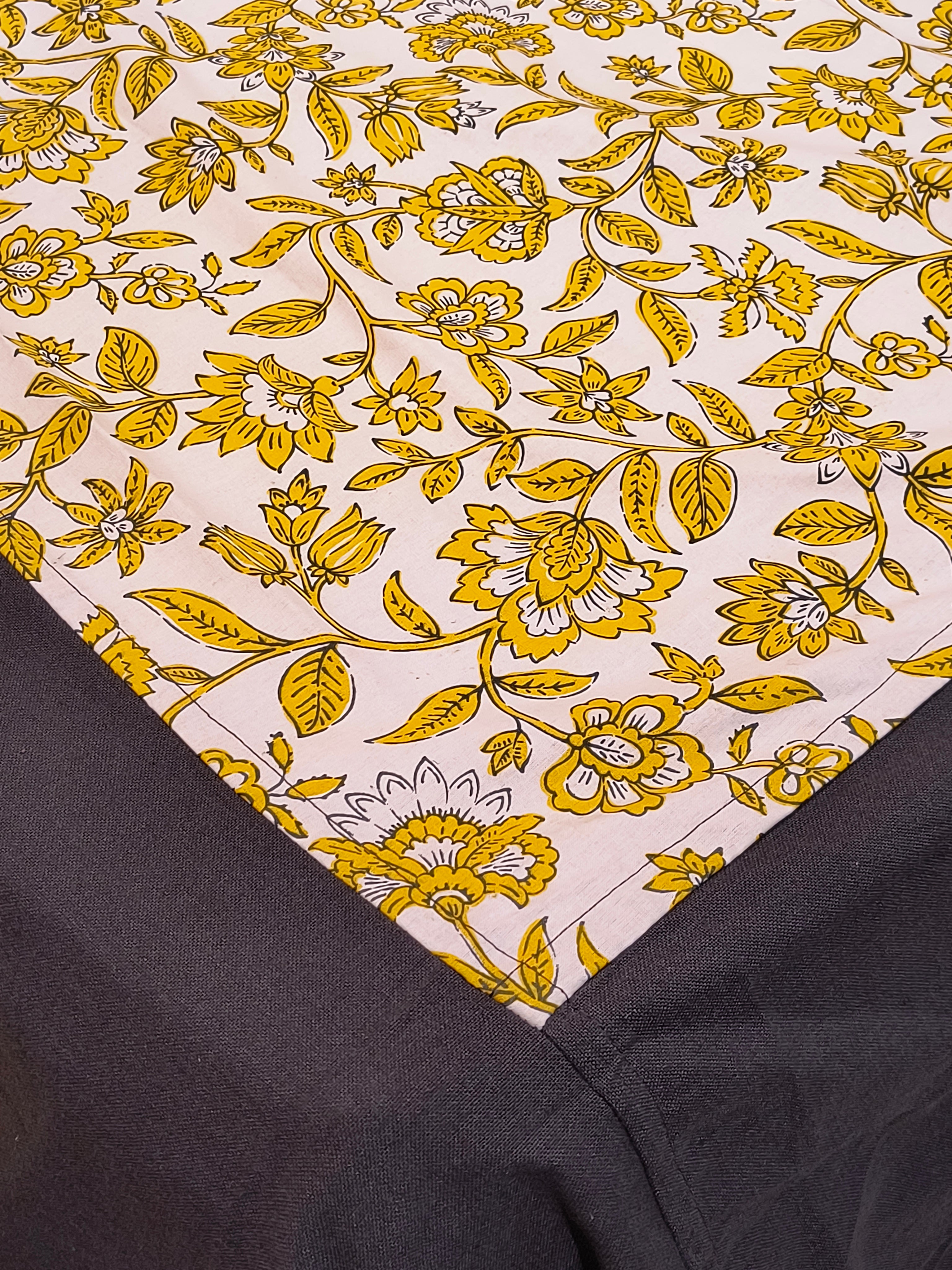 Queen Border Bedsheet Set