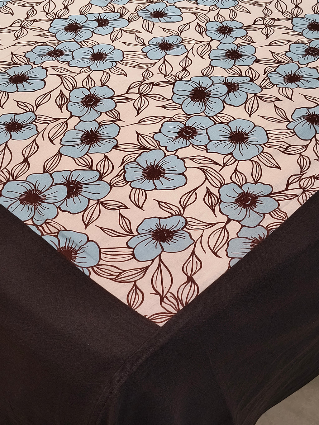 Queen Border Bedsheet Set