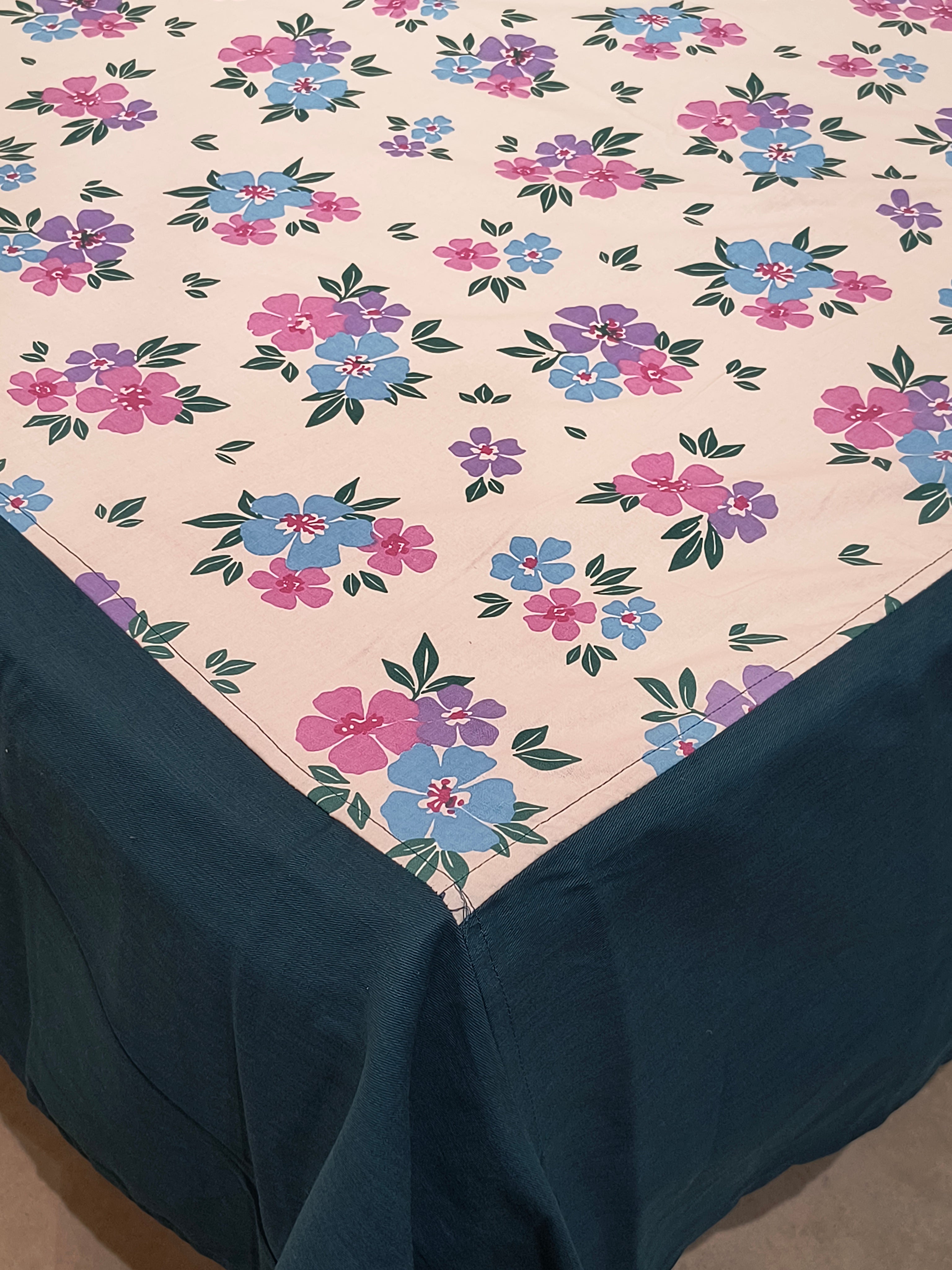 Queen Border Bedsheet Set