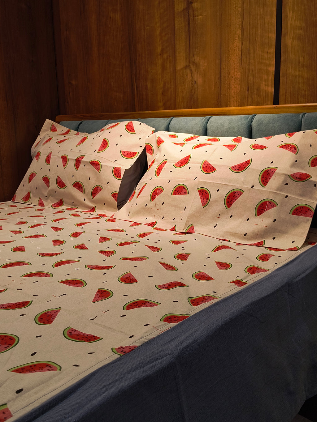 Queen Border Bedsheet Set