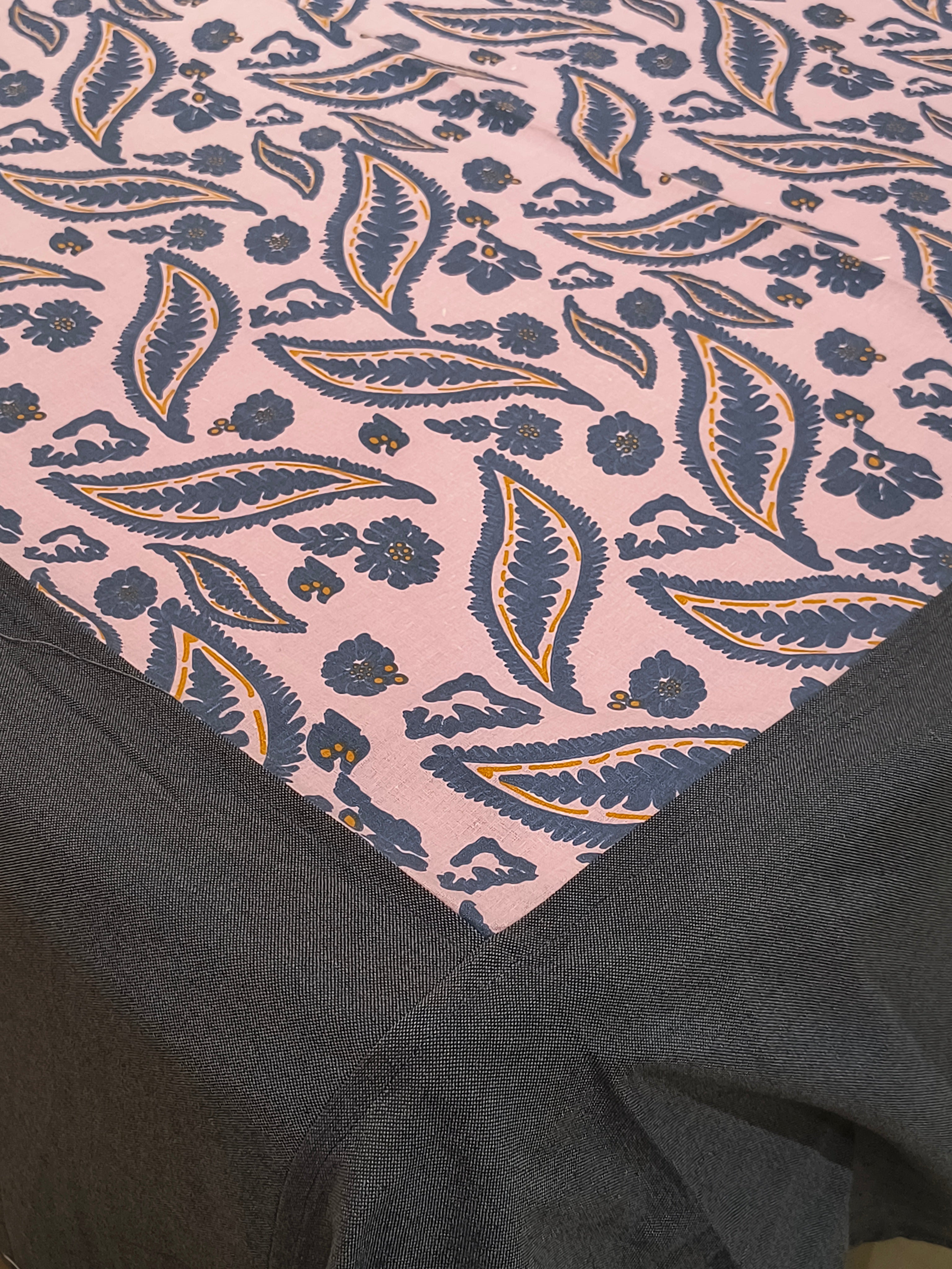 Queen Border Bedsheet Set