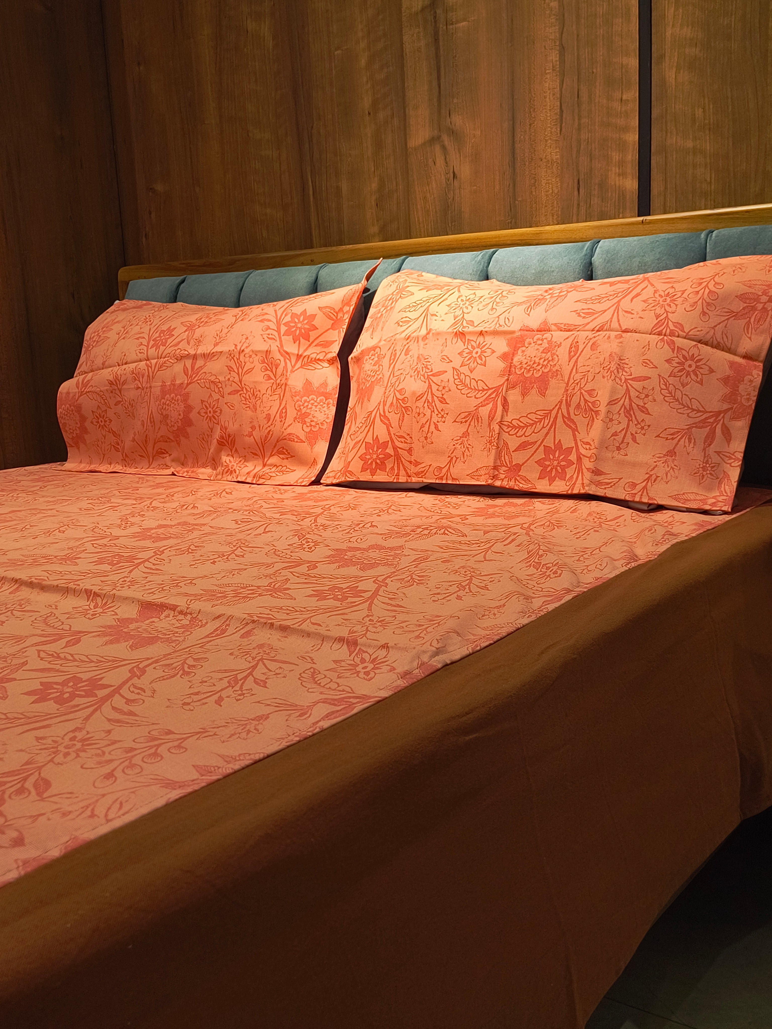 Queen Border Bedsheet Set
