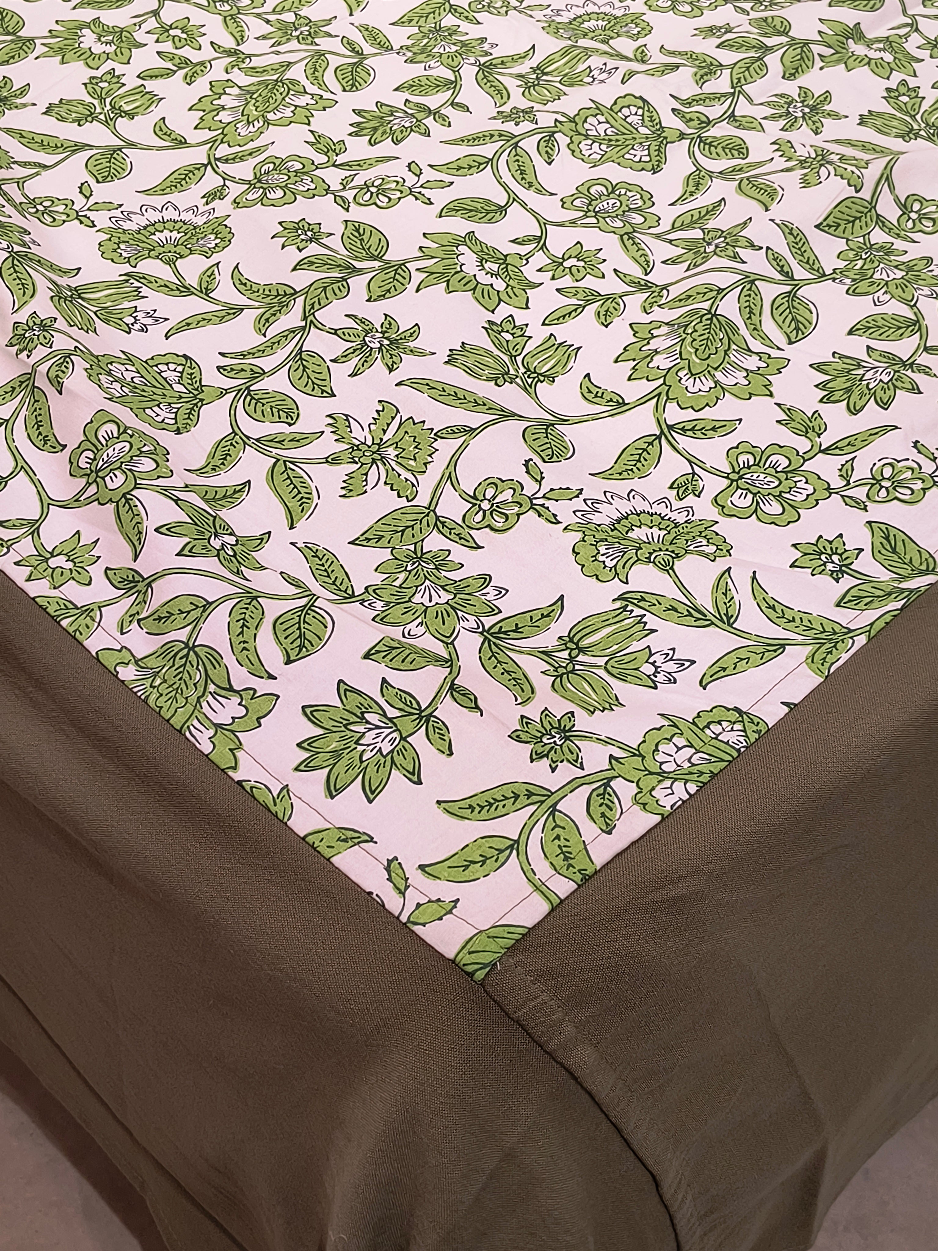 Queen Border Bedsheet Set