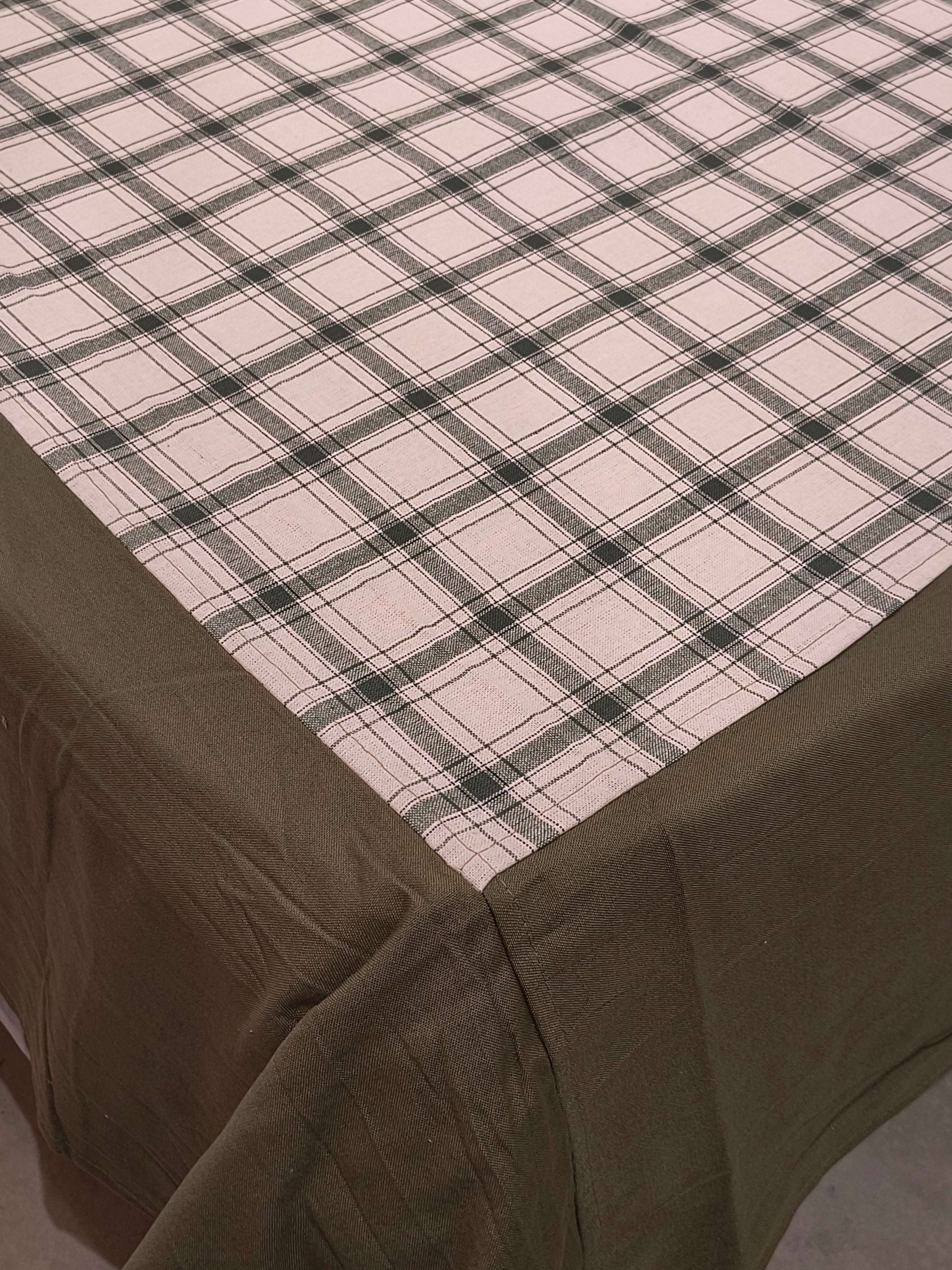 Queen Border Bedsheet Set