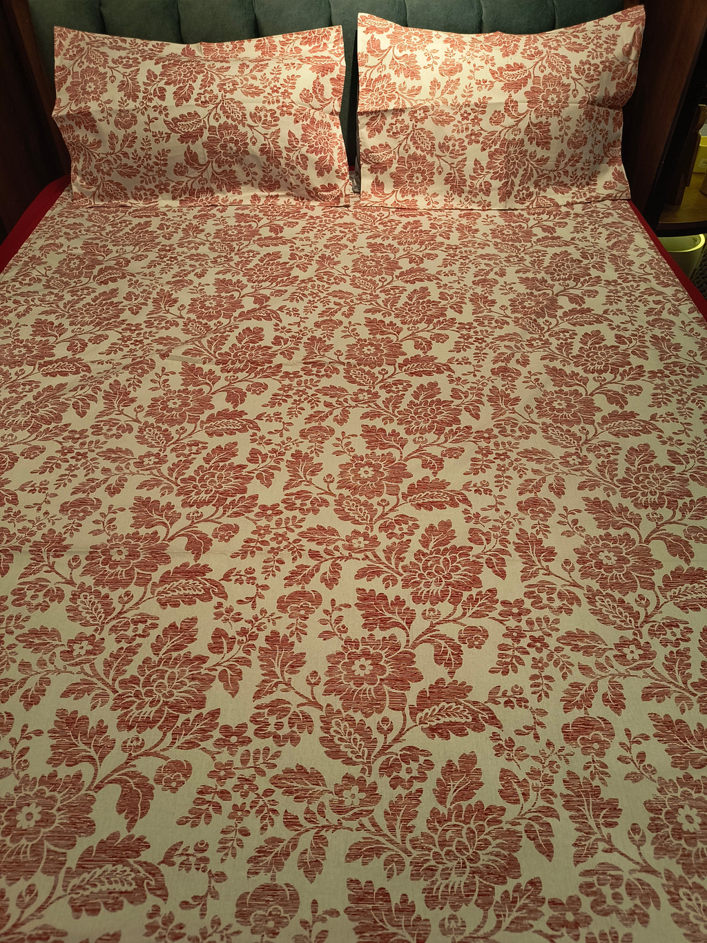 Queen Border Bedsheet Set