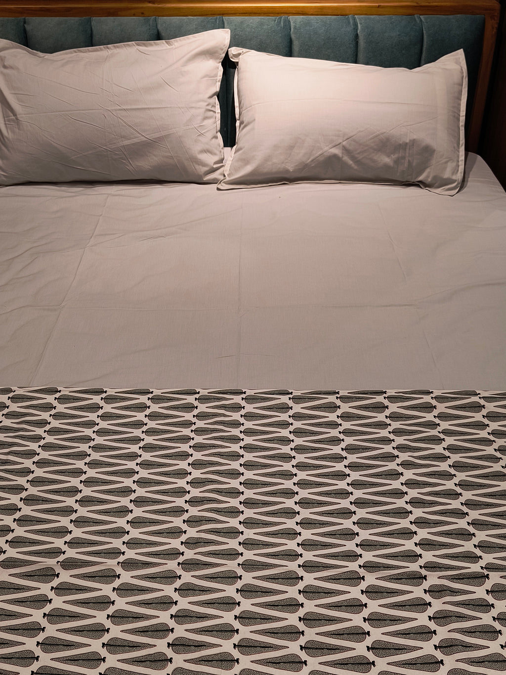 Reversible Single Dohar