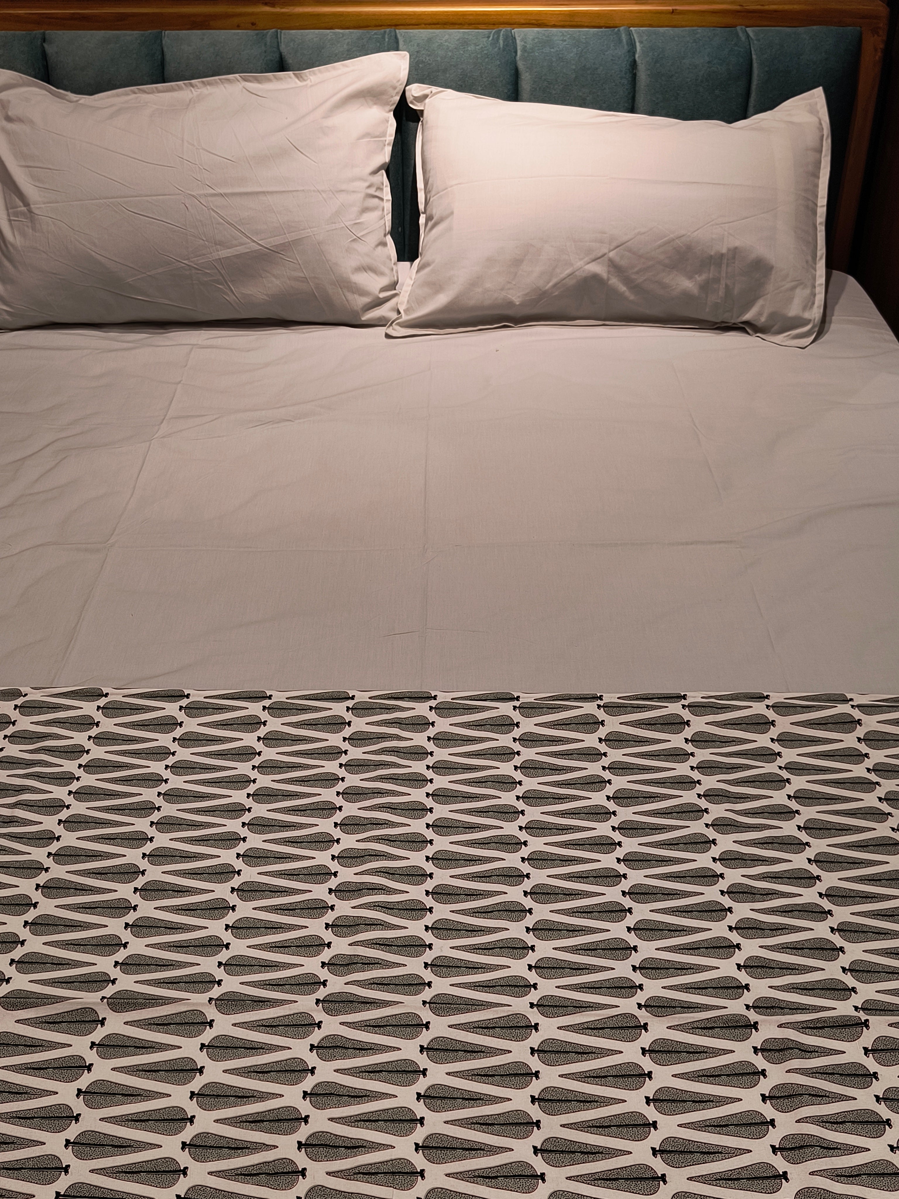 Reversible Single Dohar