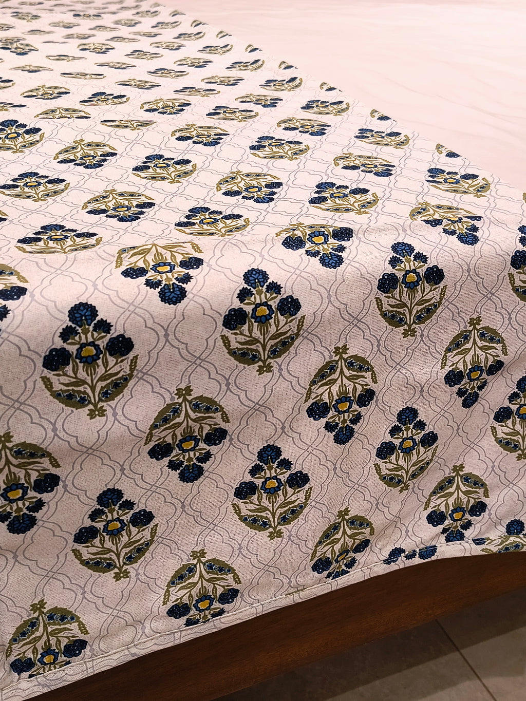 Reversible Single Dohar