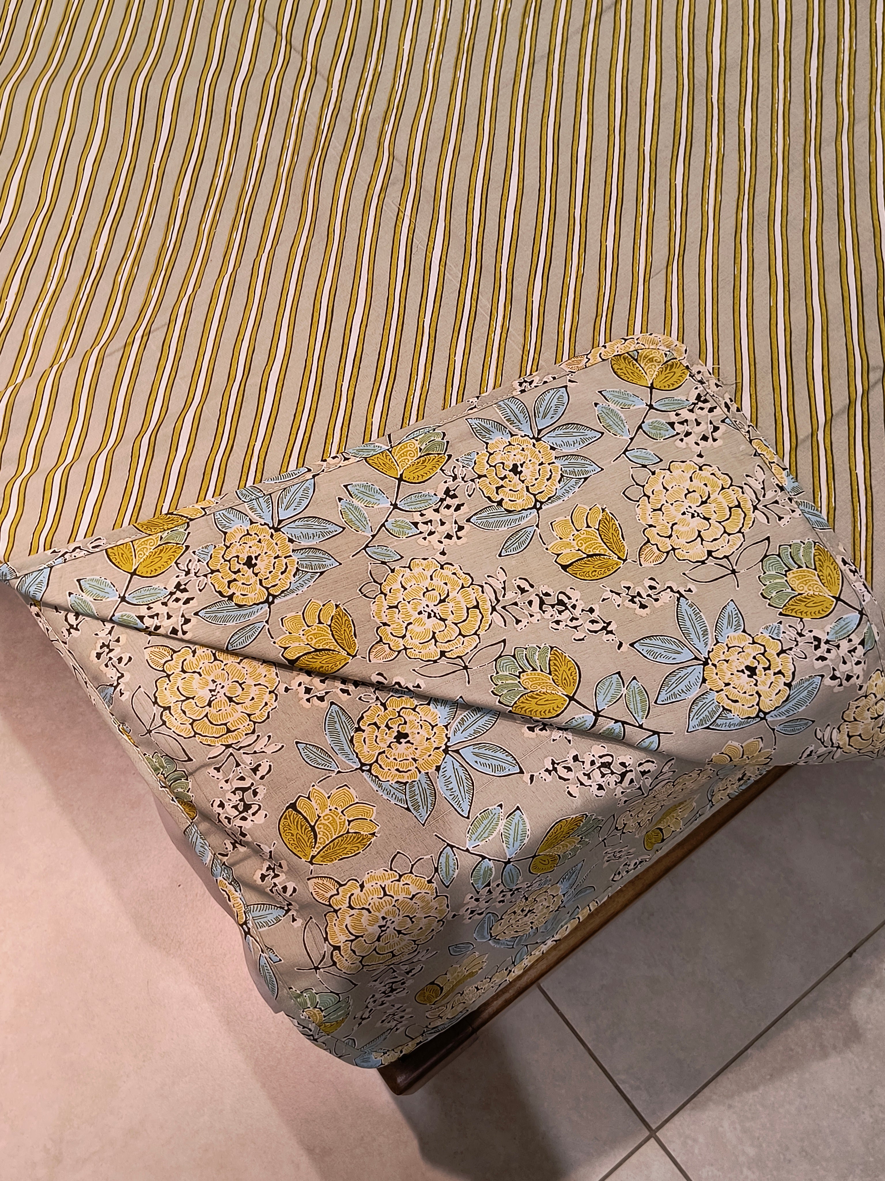 Reversible Single Dohar