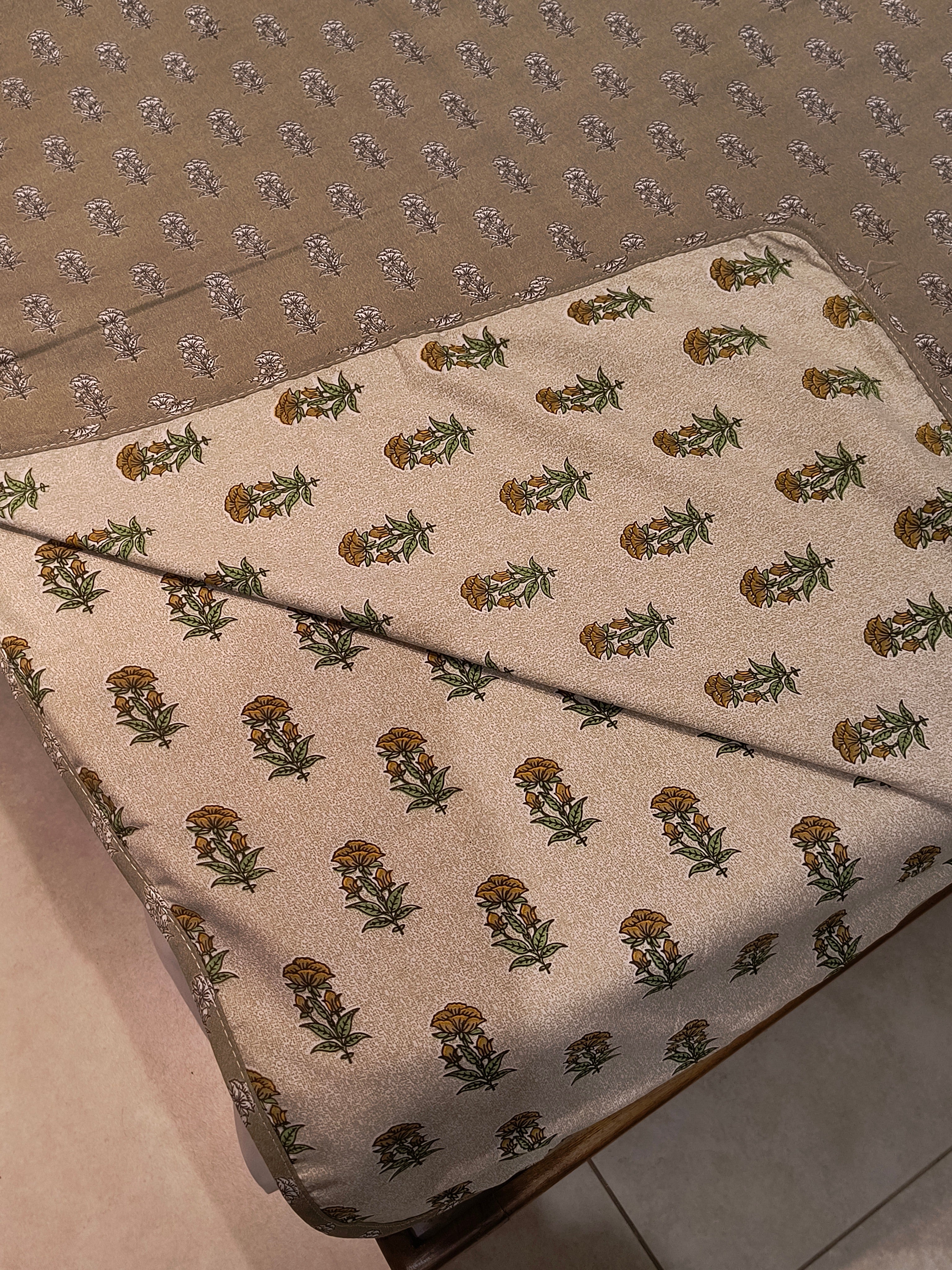 Reversible Single Dohar