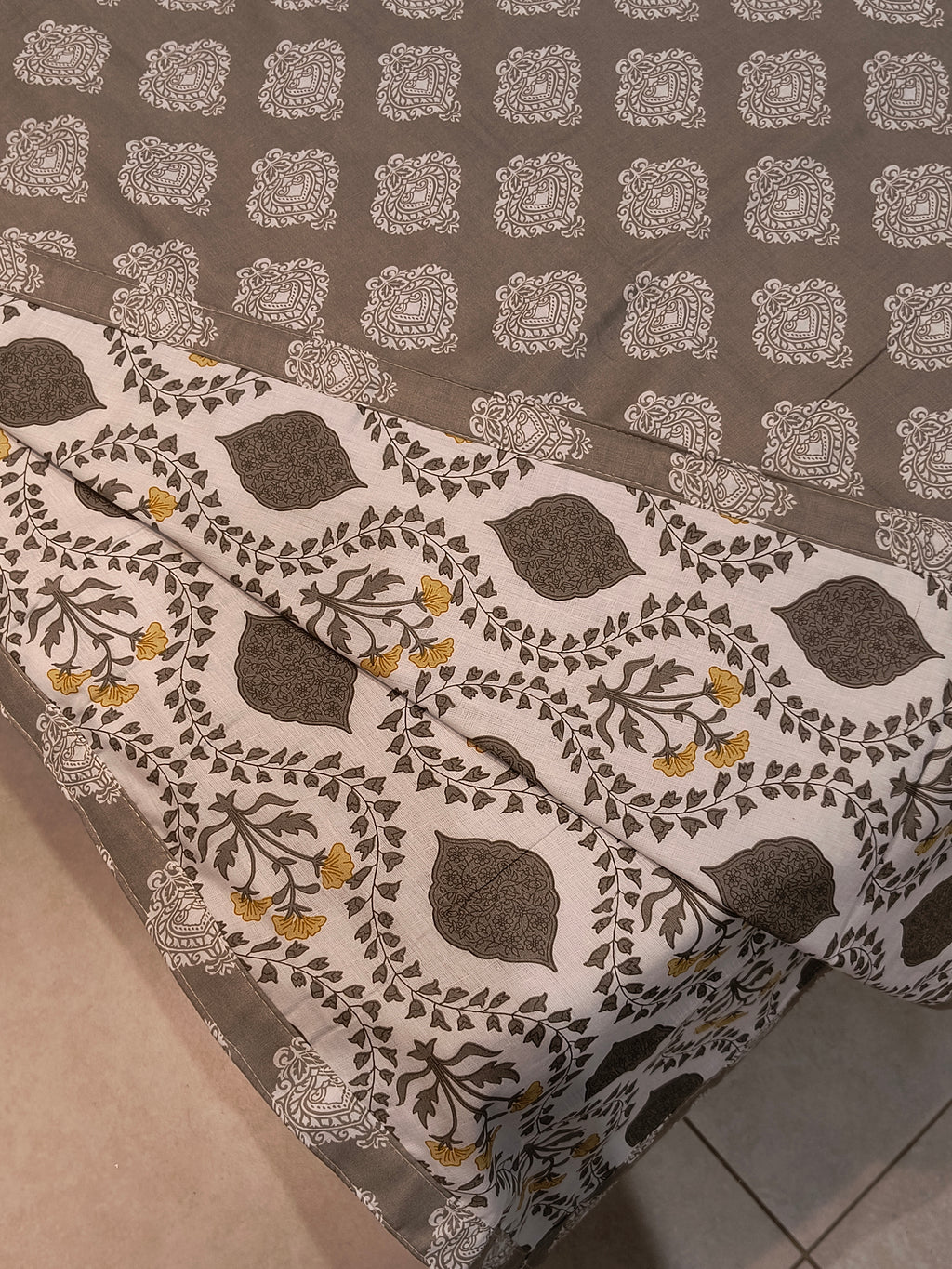 Reversible Single Dohar